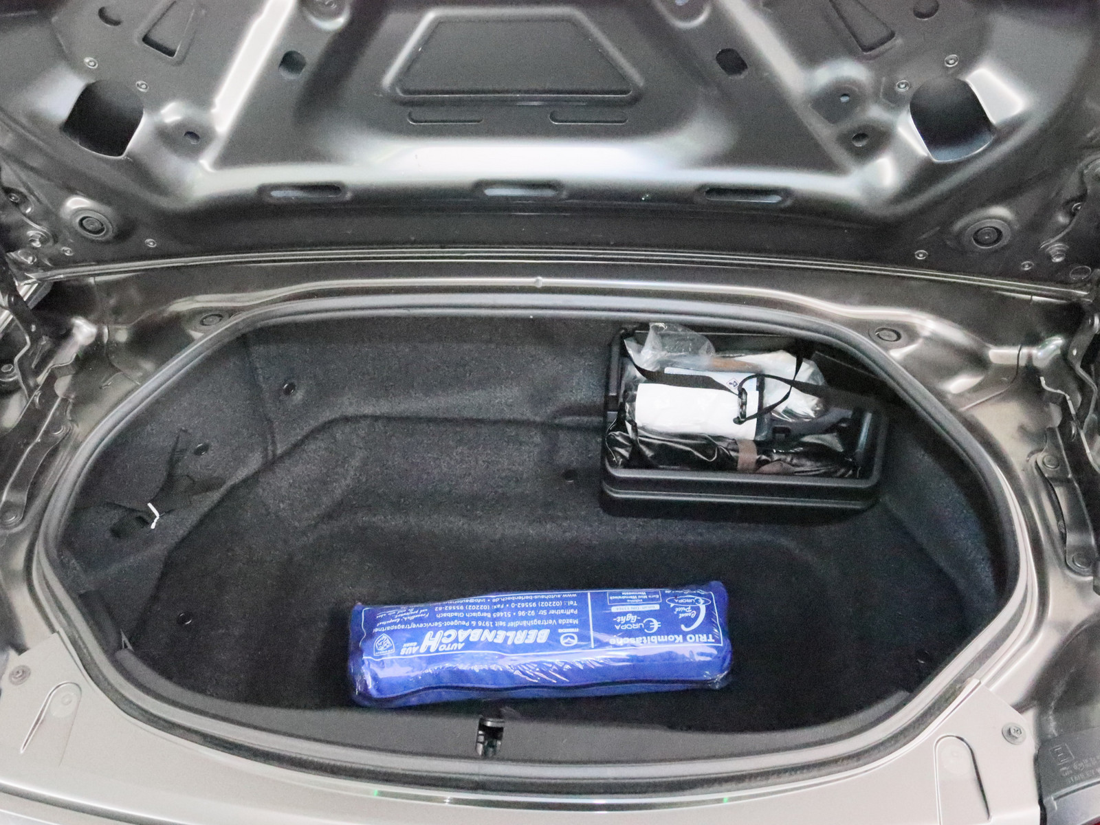 MAZDA MX-5 2.0 Sports-Line RF MAZDA MX-5 2.0 Sports-Line RF