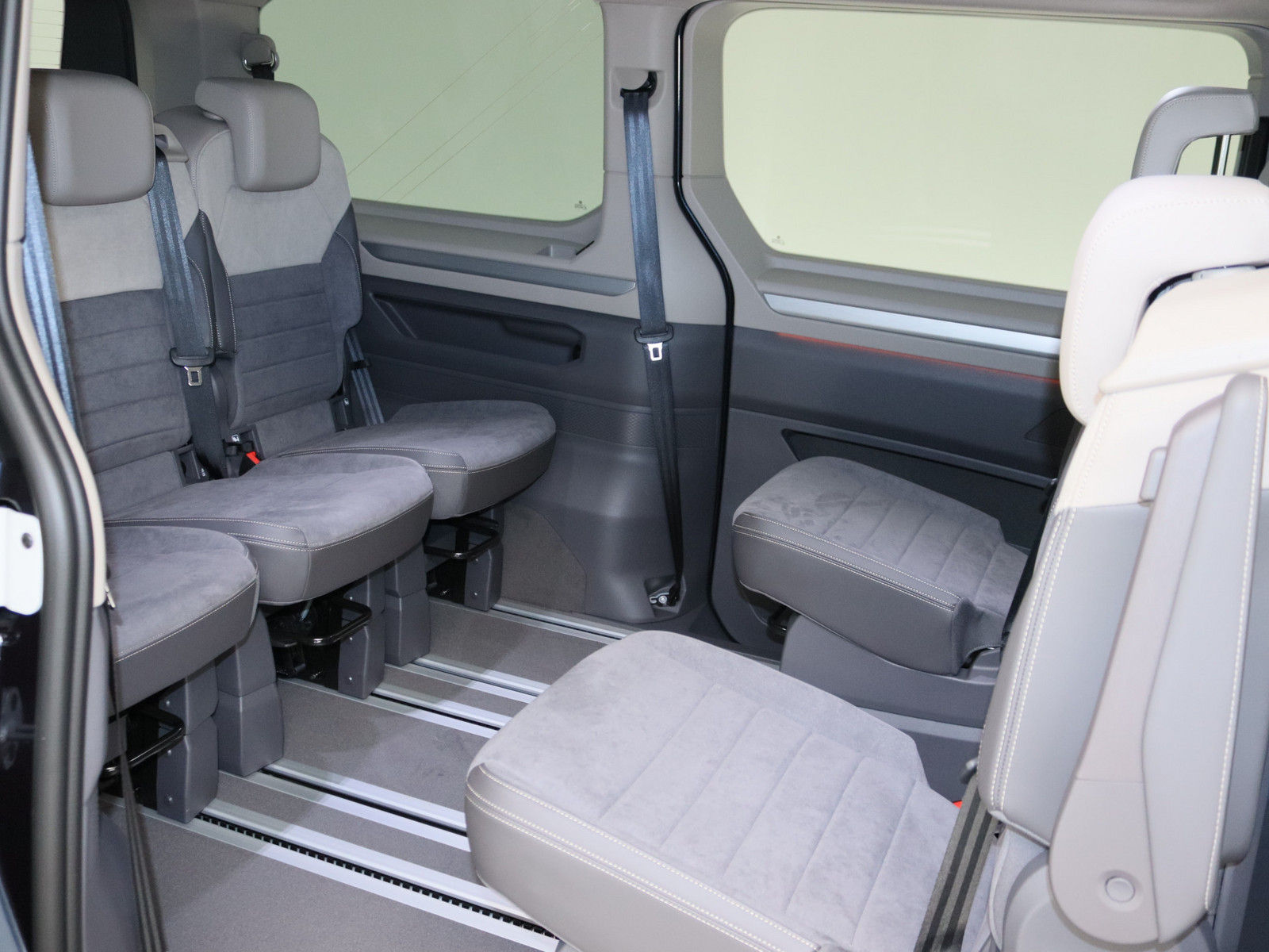 VW T7 Multivan 2.0 TDI Life LÜ VW T7 Multivan 2.0 TDI Life LÜ