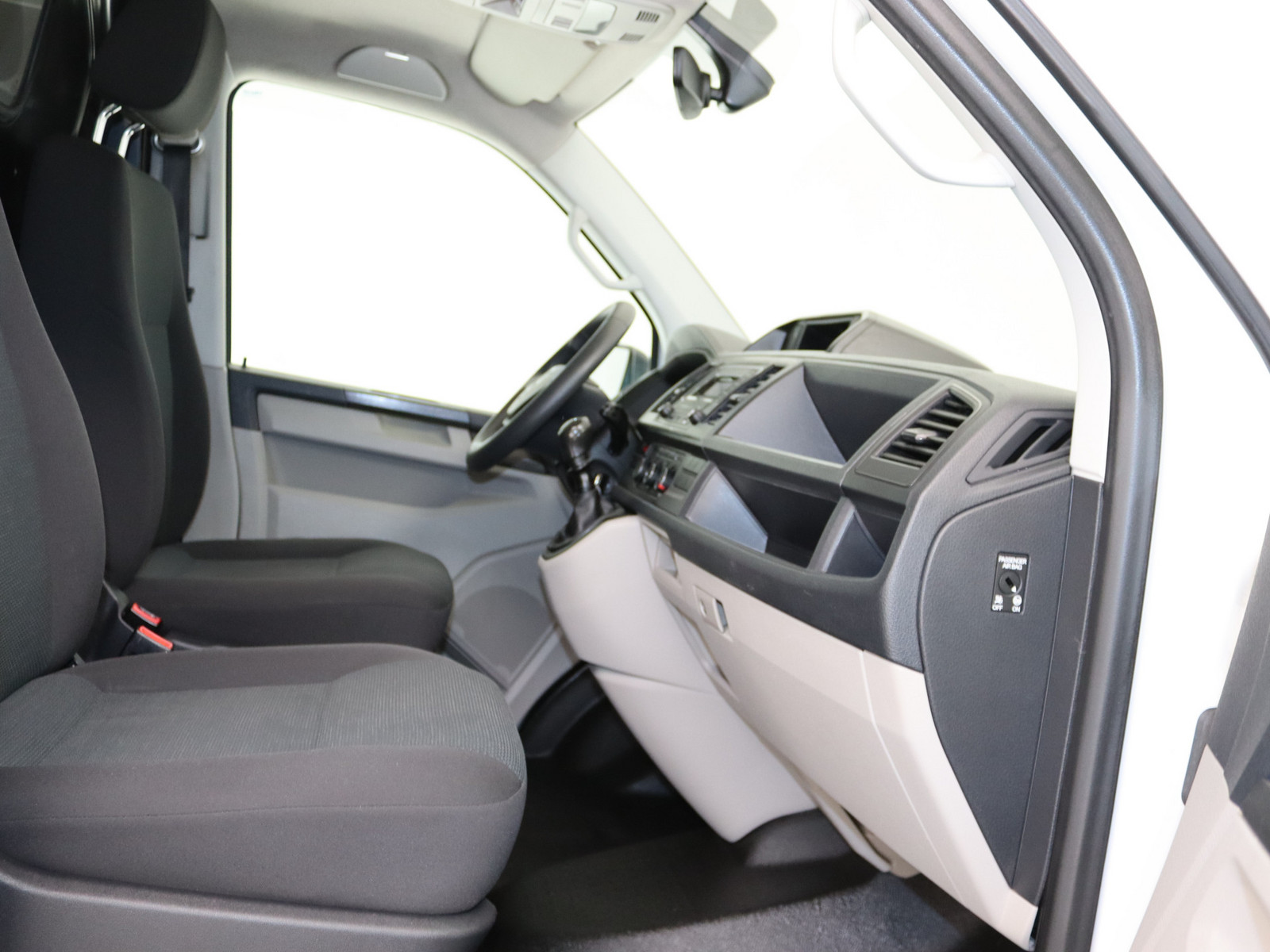VW T6 Kasten 2.0 TDI EcoProfi lang AHK Transporter VW T6 Kasten 2.0 TDI EcoProfi lang AHK Transporter