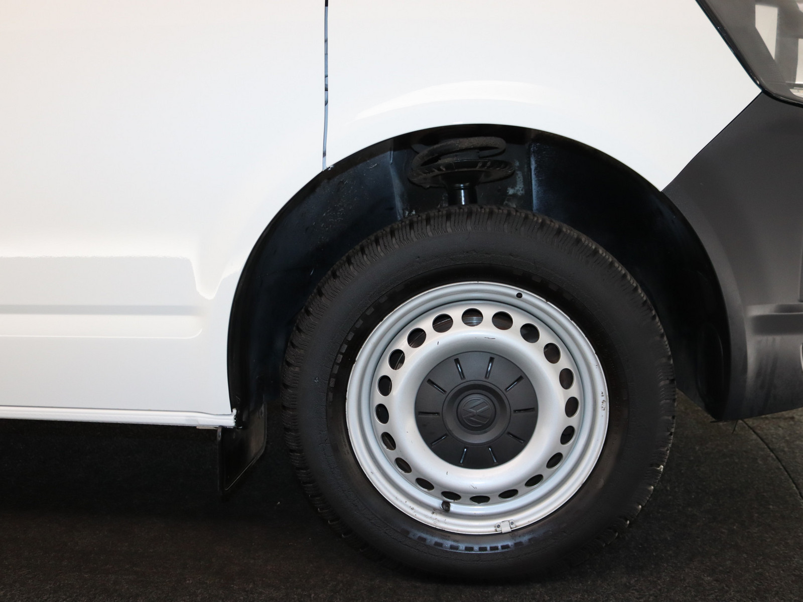 VW T6 Kasten 2.0 TDI EcoProfi lang AHK Transporter VW T6 Kasten 2.0 TDI EcoProfi lang AHK Transporter
