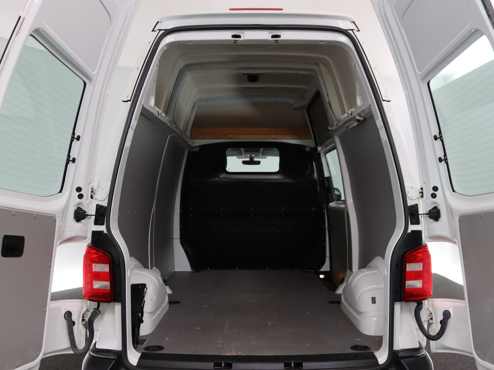 VW T6 Transporter Kasten 2.0 TDI EcoProfi lang VW T6 Transporter Kasten 2.0 TDI EcoProfi lang