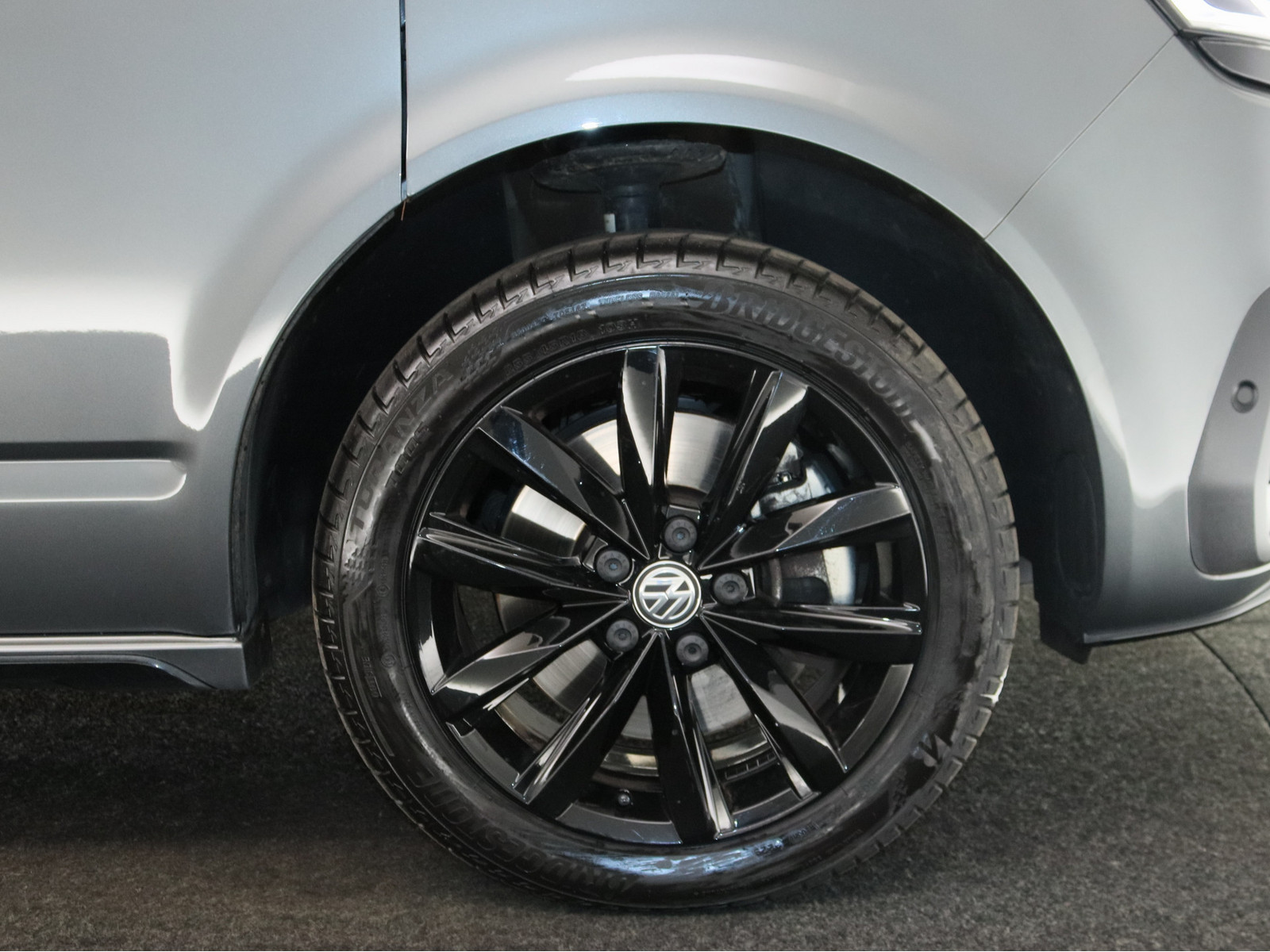 VW T6.1 California 2.0 TDI California Beach Tour 4Motion VW T6.1 California 2.0 TDI California Beach Tour 4Motion