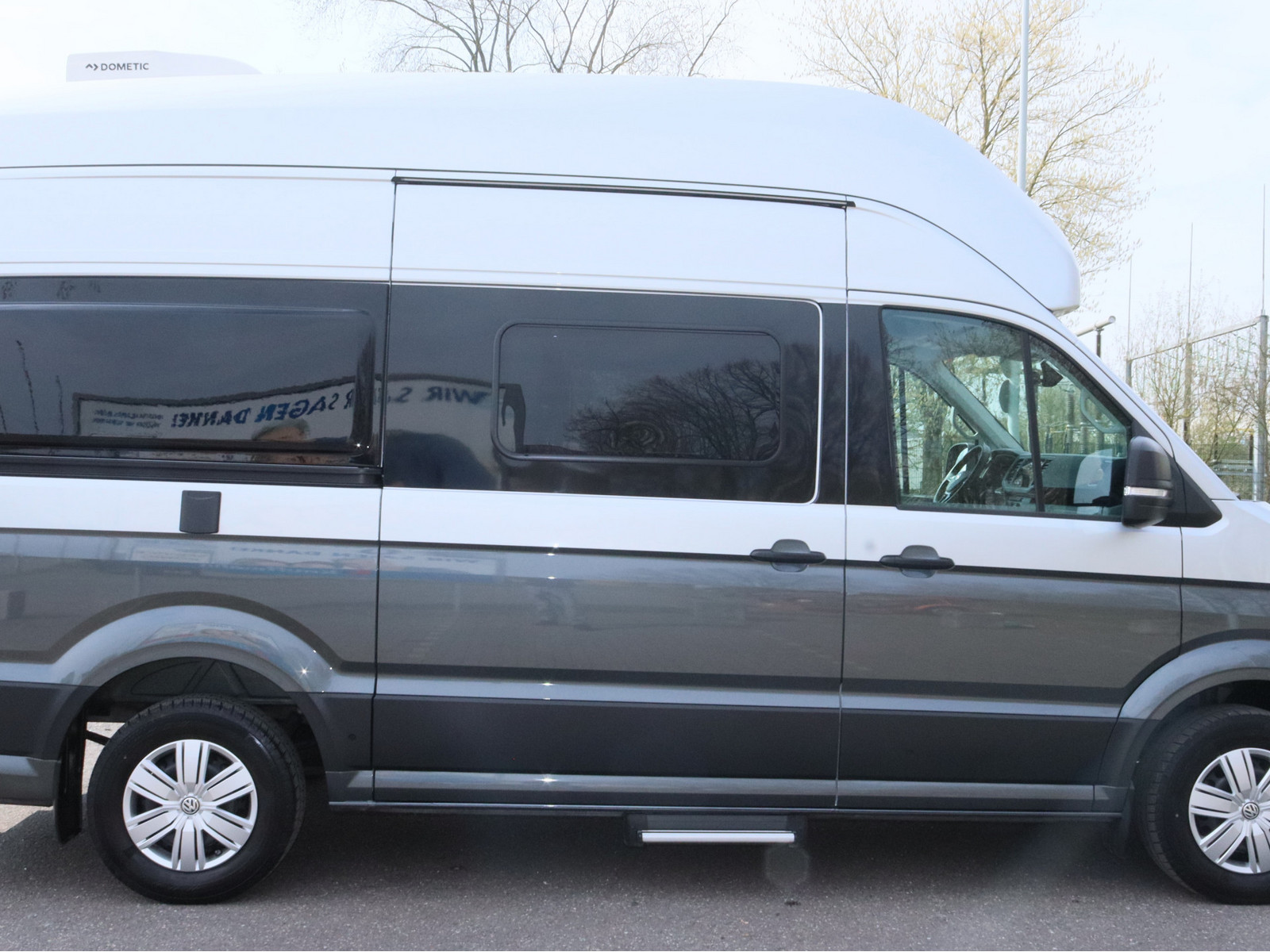 VW Crafter 2.0 TDI Grand California 600 FWD VW Crafter 2.0 TDI Grand California 600 FWD