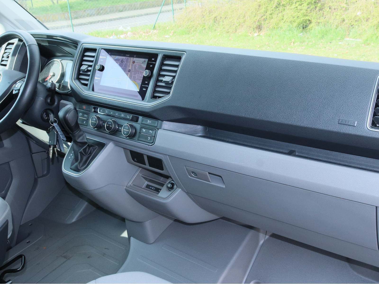 VW Crafter 2.0 TDI Grand California 600 FWD VW Crafter 2.0 TDI Grand California 600 FWD