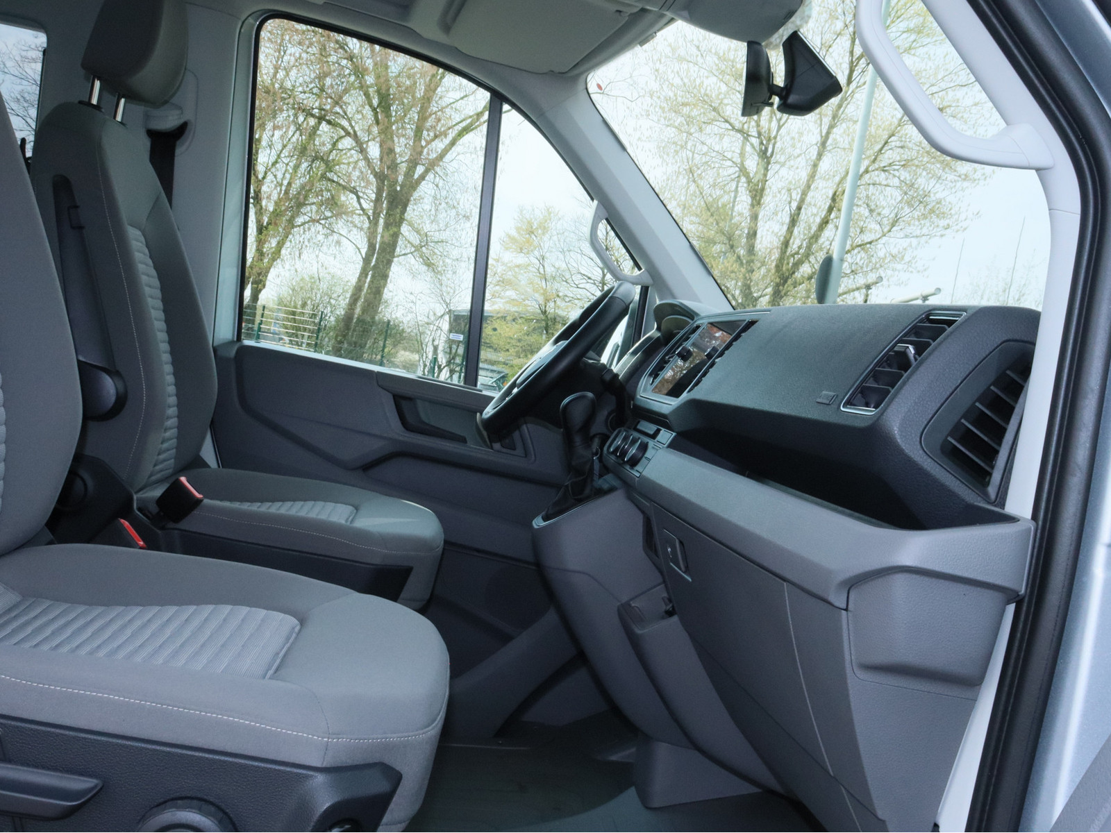 VW Crafter 2.0 TDI Grand California 600 FWD VW Crafter 2.0 TDI Grand California 600 FWD