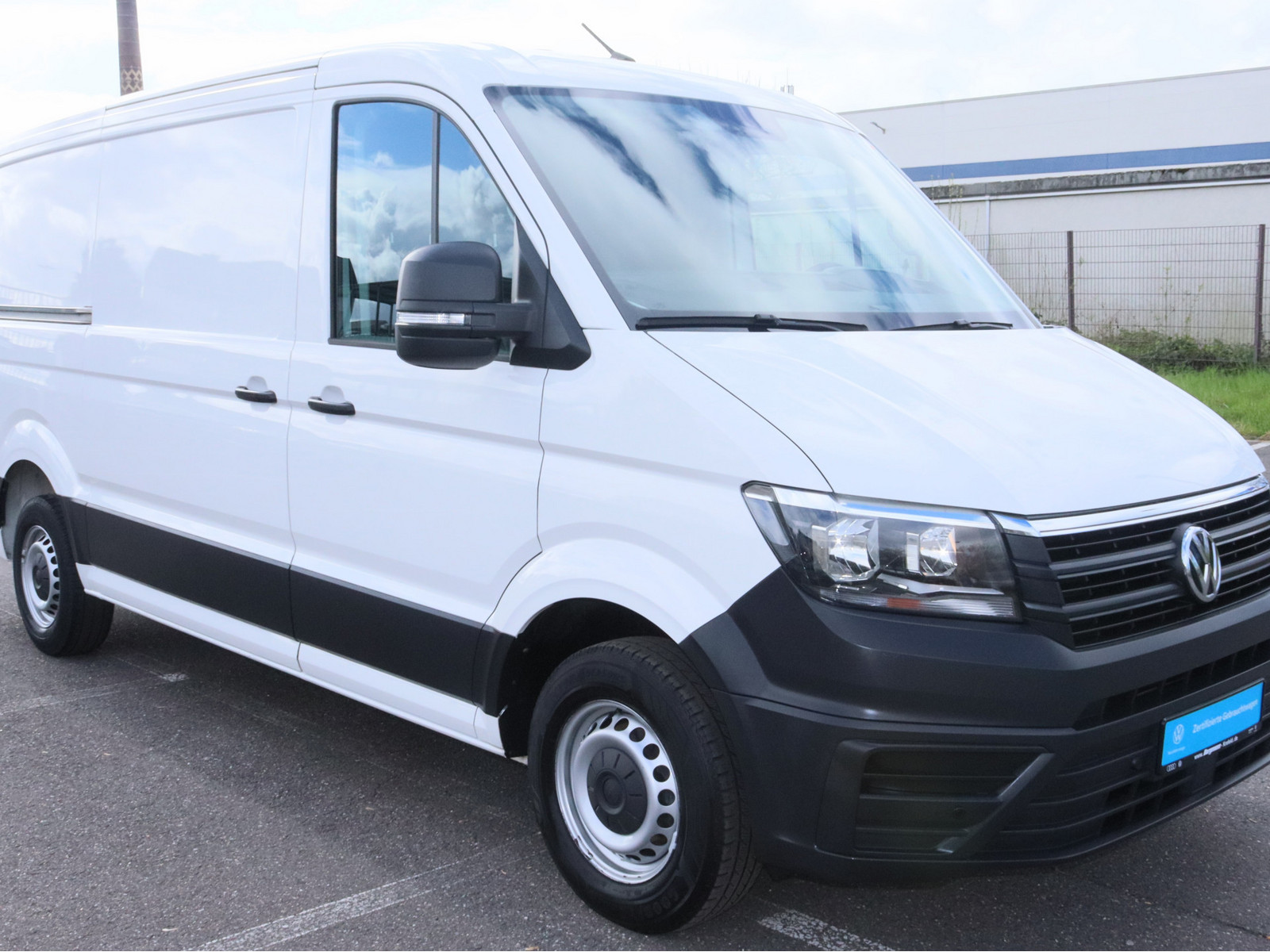 VW Crafter 35 Kasten 2.0 TDI L2H1 VW Crafter 35 Kasten 2.0 TDI L2H1
