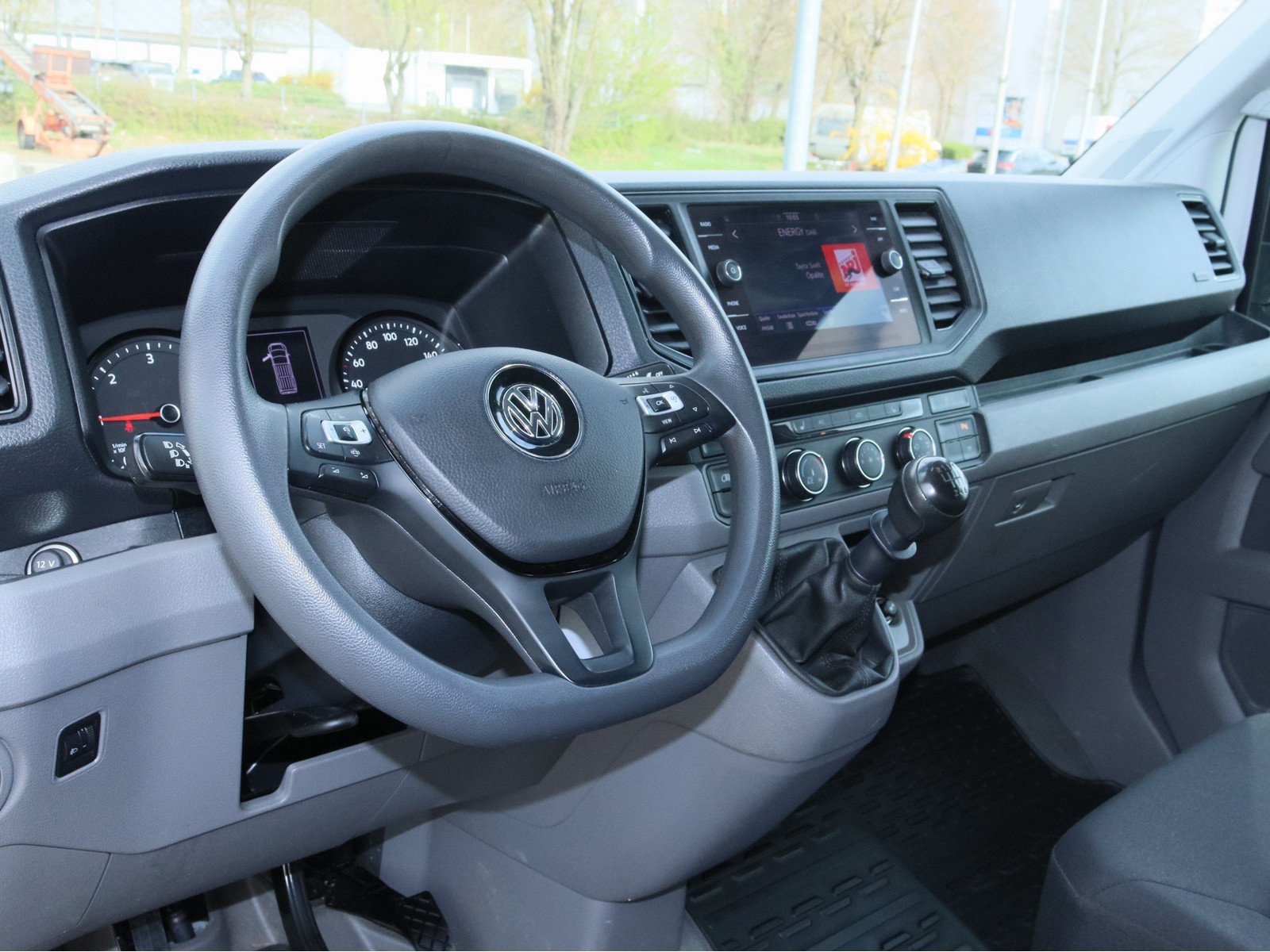 VW Crafter 35 Kasten 2.0 TDI L2H1 VW Crafter 35 Kasten 2.0 TDI L2H1