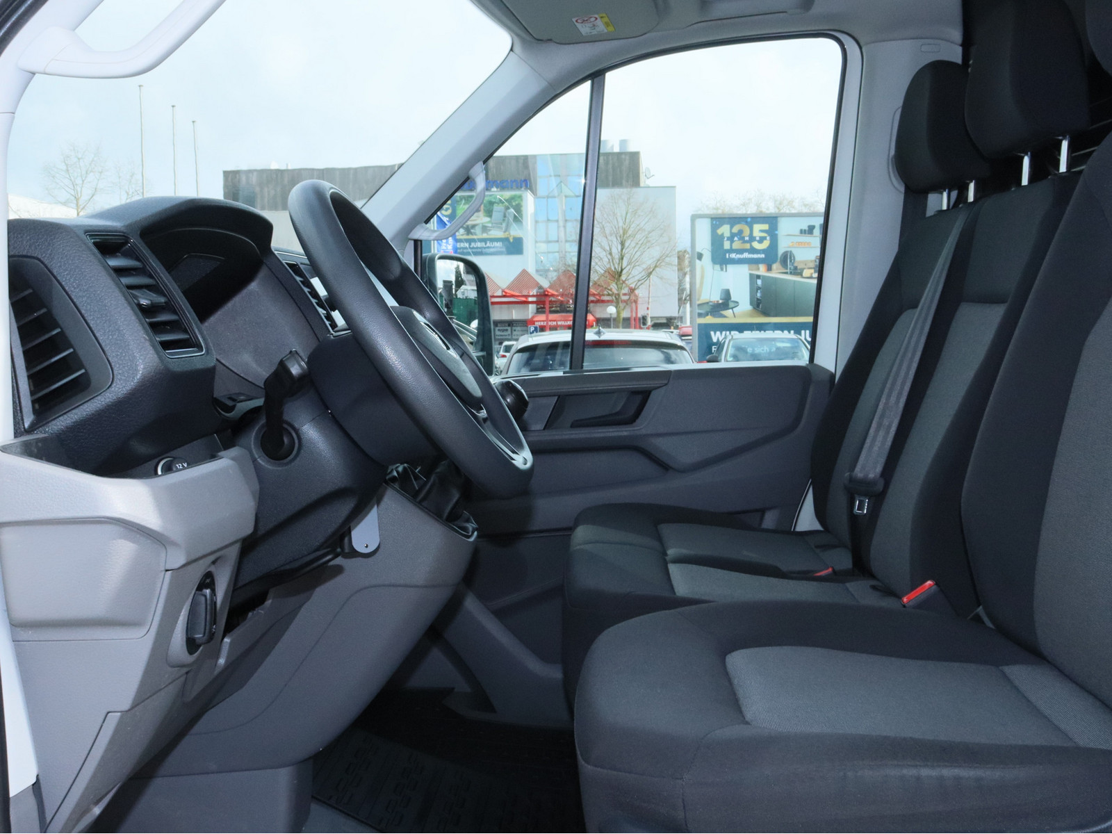 VW Crafter 35 Kasten 2.0 TDI L2H1 VW Crafter 35 Kasten 2.0 TDI L2H1