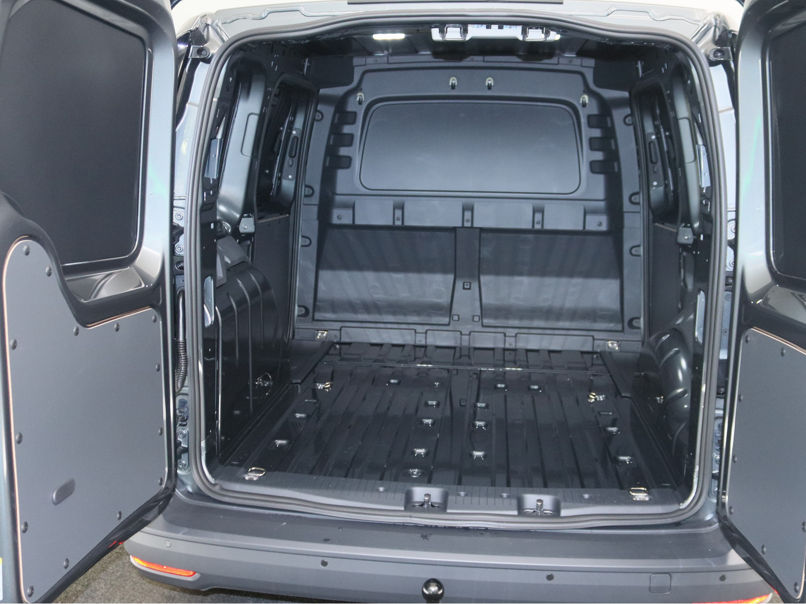 VW Caddy 2.0 TDI Cargo VW Caddy 2.0 TDI Cargo