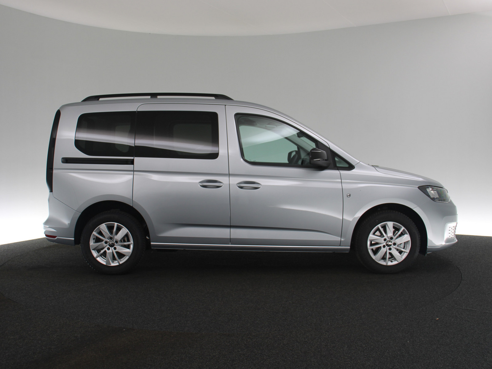 VW Caddy 1.5 TSI Life VW Caddy 1.5 TSI Life