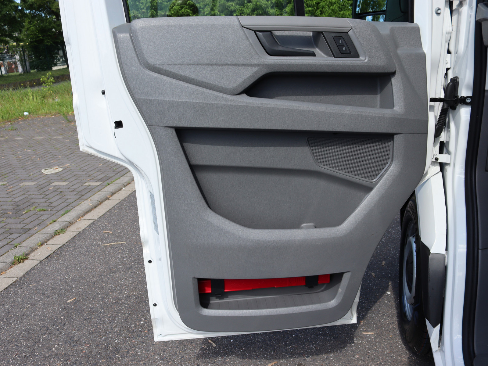 VW Crafter Kasten 35 2.0 TDI L3H2 VW Crafter Kasten 35 2.0 TDI L3H2