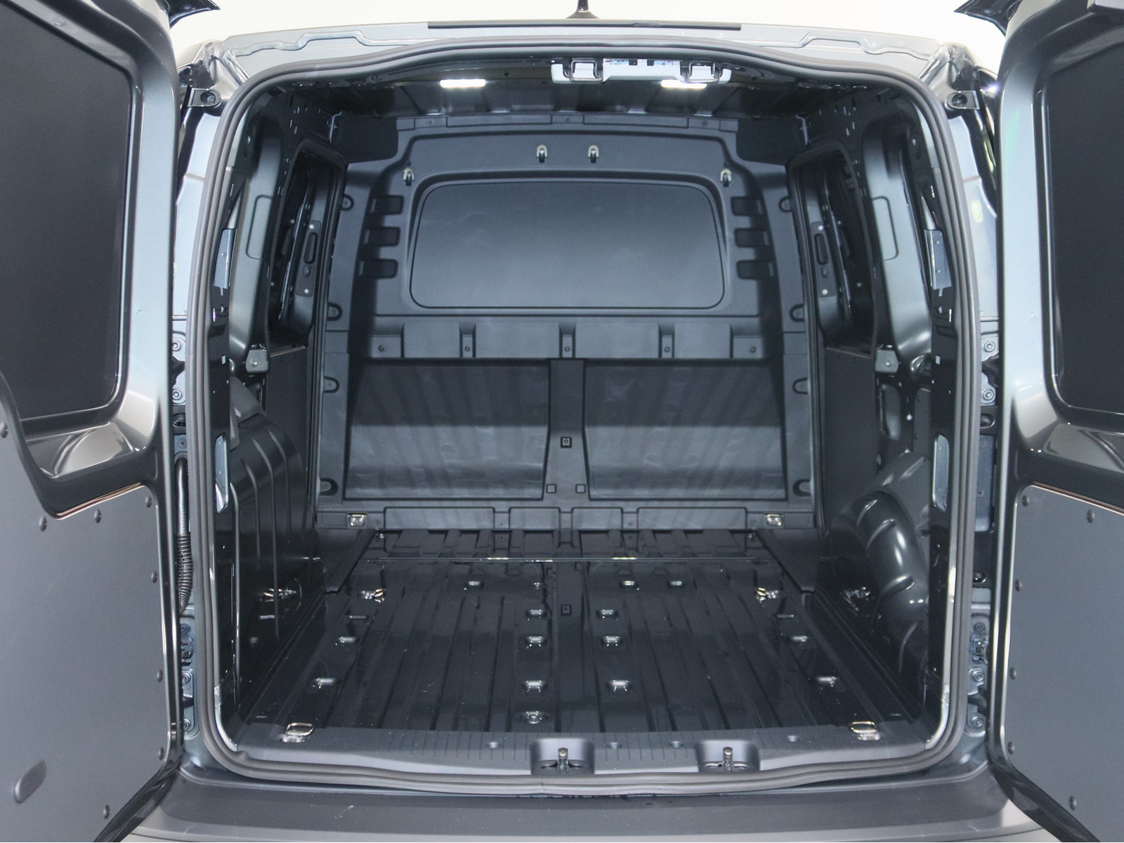 VW Caddy 2.0 TDI Cargo VW Caddy 2.0 TDI Cargo