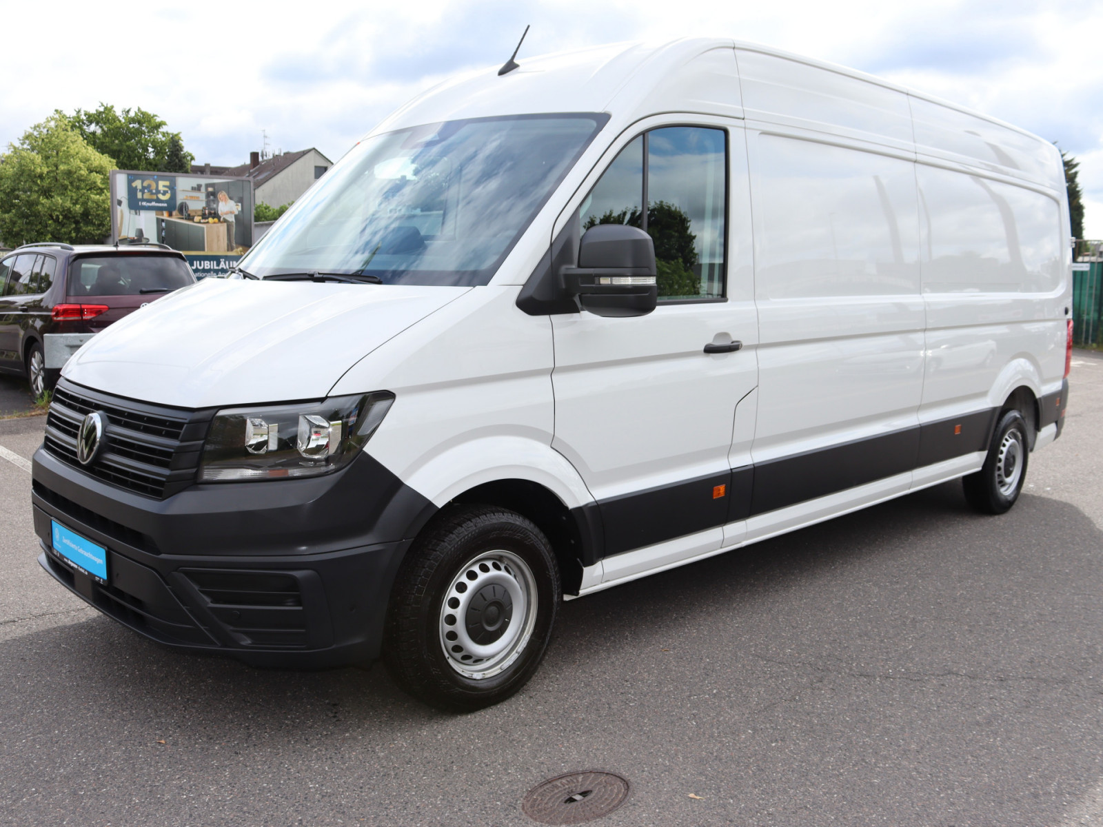 VW Crafter 35 2.0 TDI L3H2 FWD VW Crafter 35 2.0 TDI L3H2 FWD