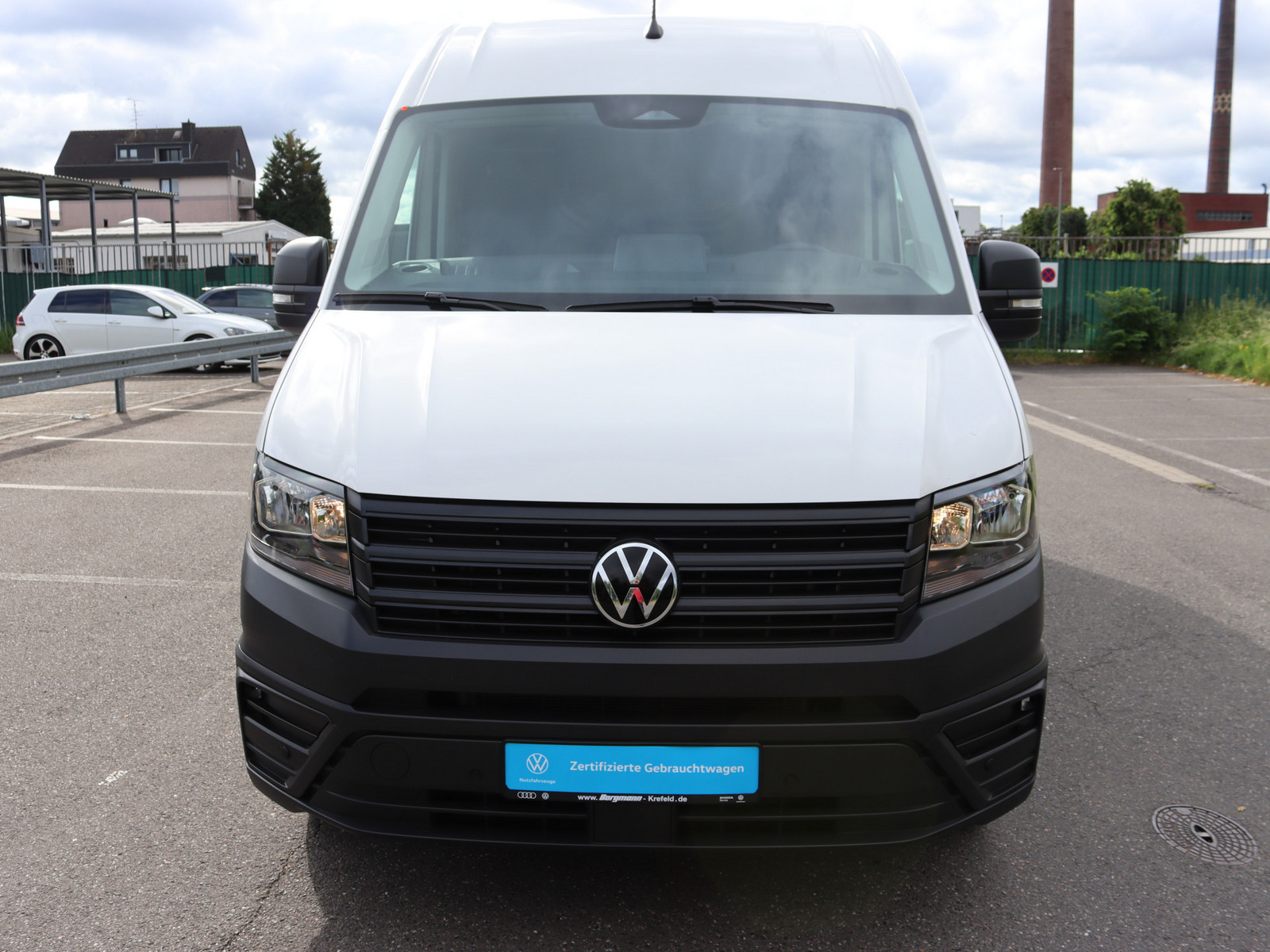VW Crafter 35 2.0 TDI L3H2 FWD VW Crafter 35 2.0 TDI L3H2 FWD