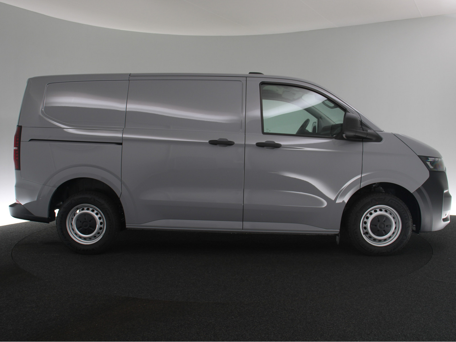 VW T7 Kasten 2.0 TDI KR L1H1 AHK LED KAMERA PDC VW T7 Kasten 2.0 TDI KR L1H1 AHK LED KAMERA PDC