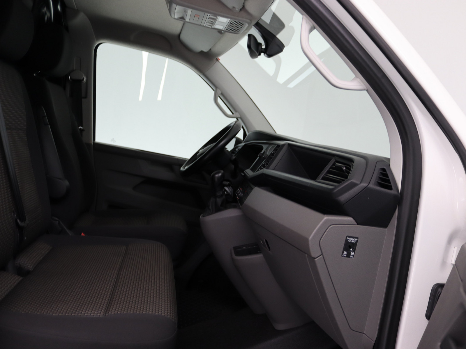 VW T6.1 Transporter Kasten 2.0 TDI VW T6.1 Transporter Kasten 2.0 TDI