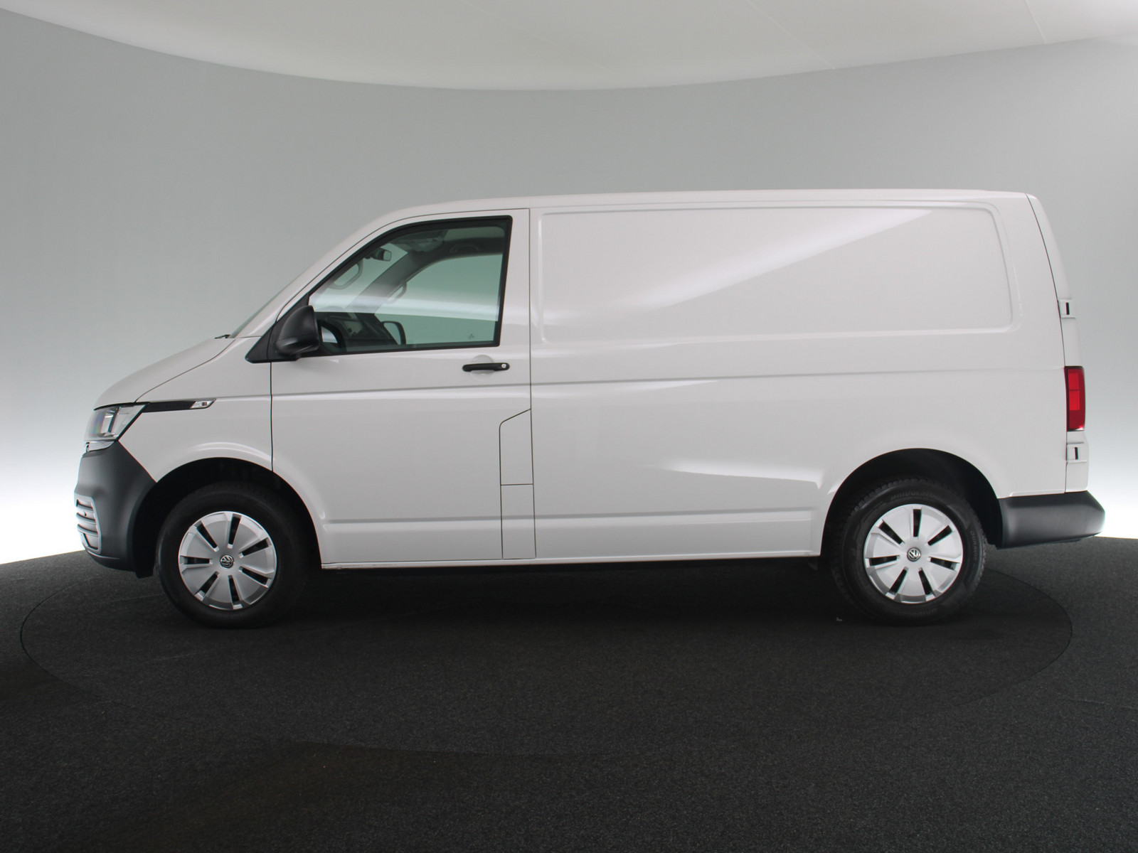 VW T6.1 Transporter Kasten 2.0 TDI VW T6.1 Transporter Kasten 2.0 TDI