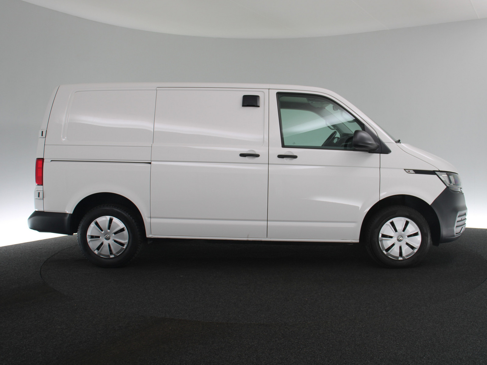 VW T6.1 Transporter Kasten 2.0 TDI VW T6.1 Transporter Kasten 2.0 TDI