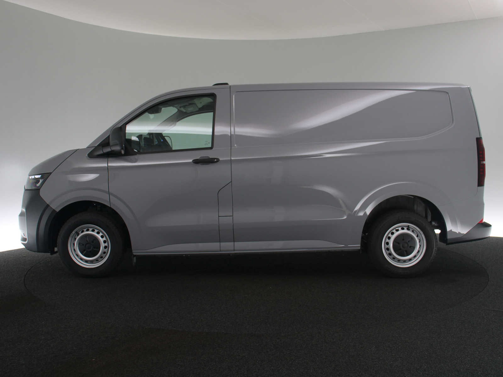 VW T7 Kasten 2.0 TDI KR L1H1 AHK LED KAMERA PDC VW T7 Kasten 2.0 TDI KR L1H1 AHK LED KAMERA PDC