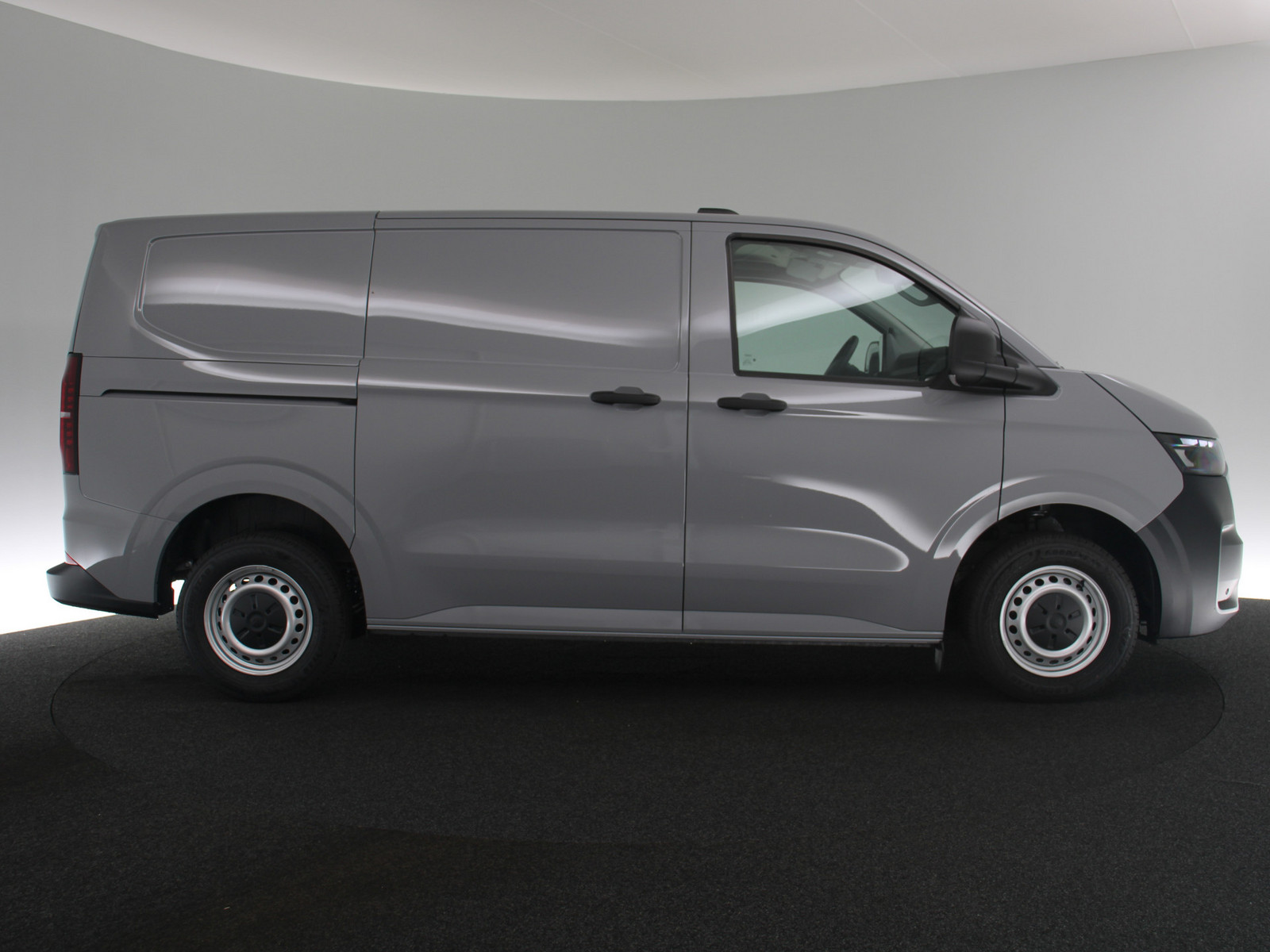 VW T7 Transporter Kasten 2.0 TDI KR VW T7 Transporter Kasten 2.0 TDI KR