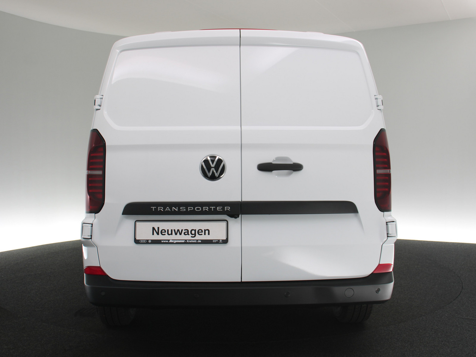 VW T7 Kasten Plus 2.0 TDI LR L2H1 LED KAMERA PDC VW T7 Kasten Plus 2.0 TDI LR L2H1 LED KAMERA PDC