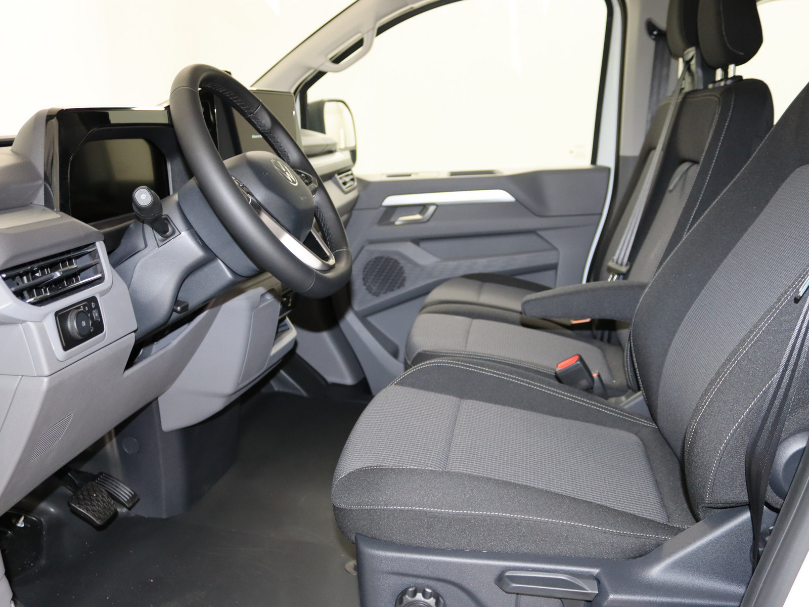 VW Kasten Plus 2.0 TDI LR L2H1 VW Kasten Plus 2.0 TDI LR L2H1