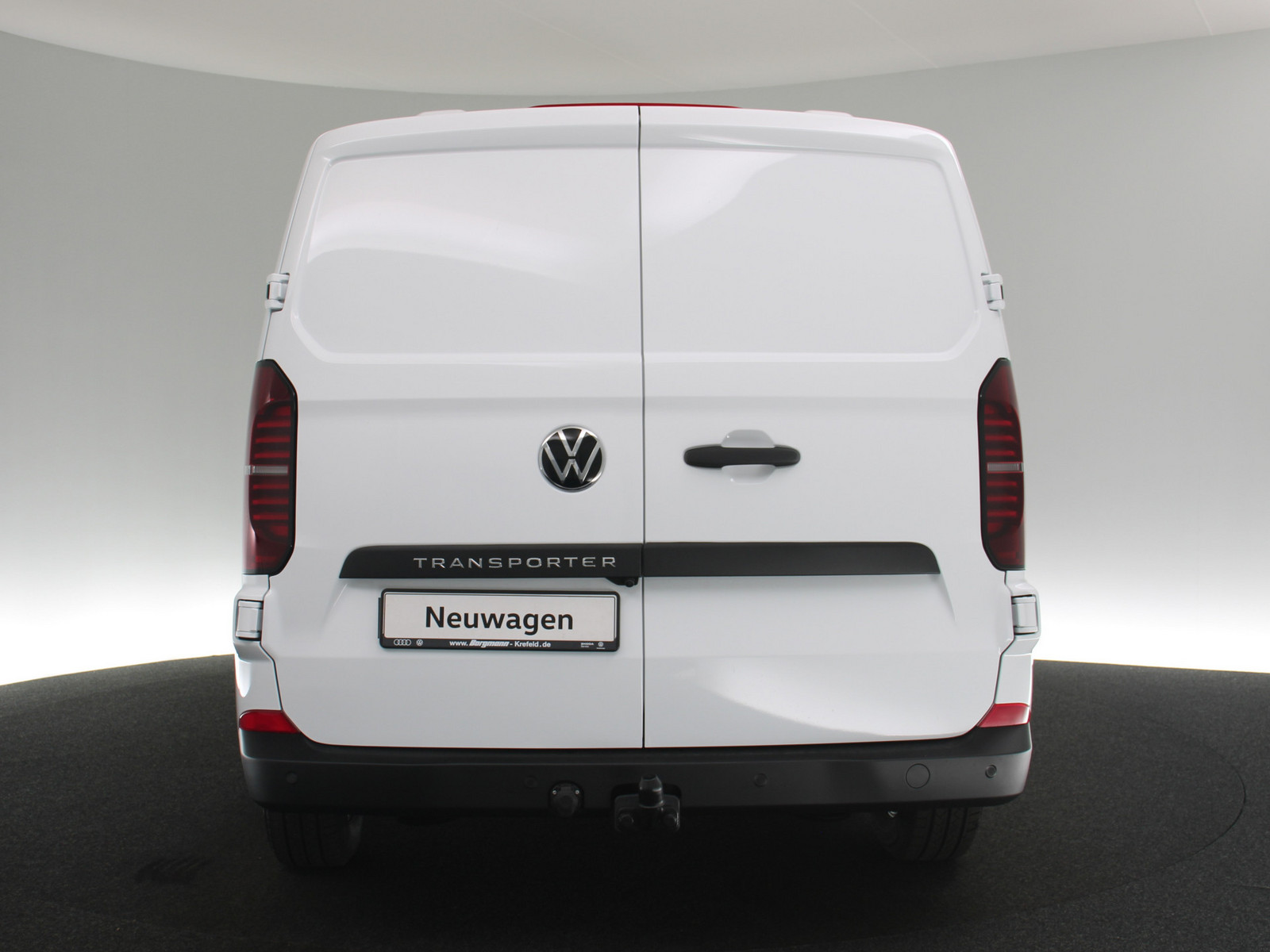 VW T7 Kasten Plus 2.0 TDI KR L1H1 AHK LED KAMERA PD VW T7 Kasten Plus 2.0 TDI KR L1H1 AHK LED KAMERA PD
