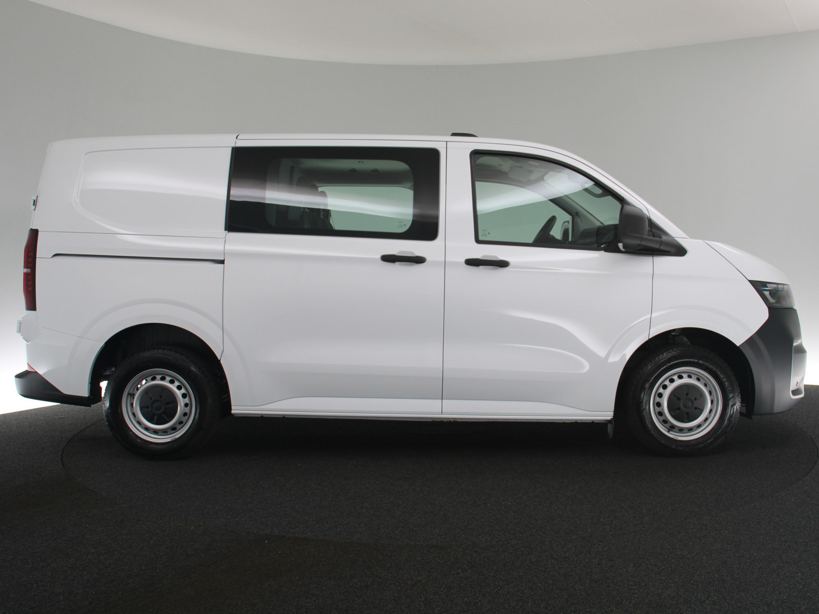 VW T7 Transporter Kasten Plus 2.0 TDI KR VW T7 Transporter Kasten Plus 2.0 TDI KR