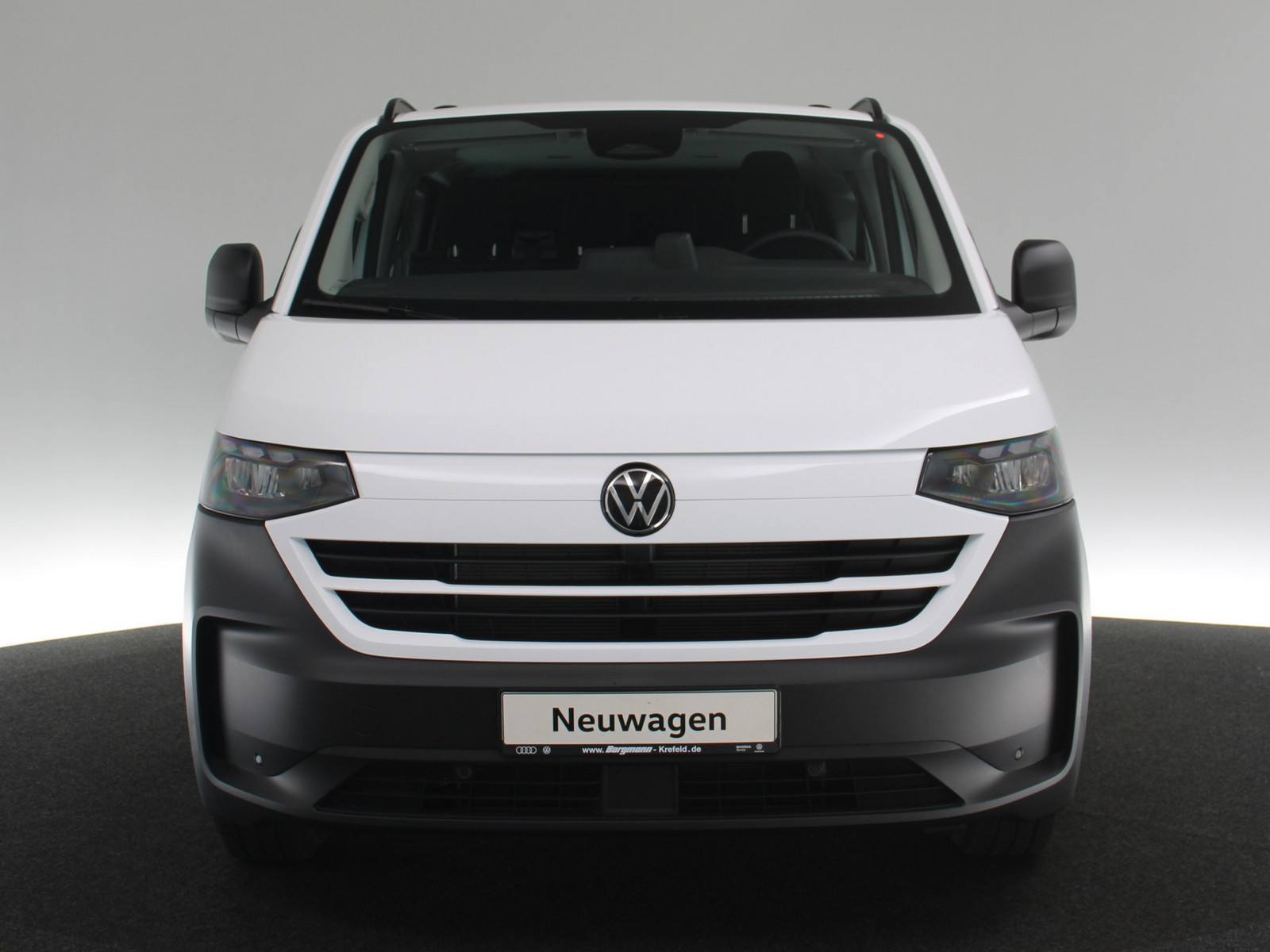 VW T7 Transporter Kasten Plus 2.0 TDI KR VW T7 Transporter Kasten Plus 2.0 TDI KR