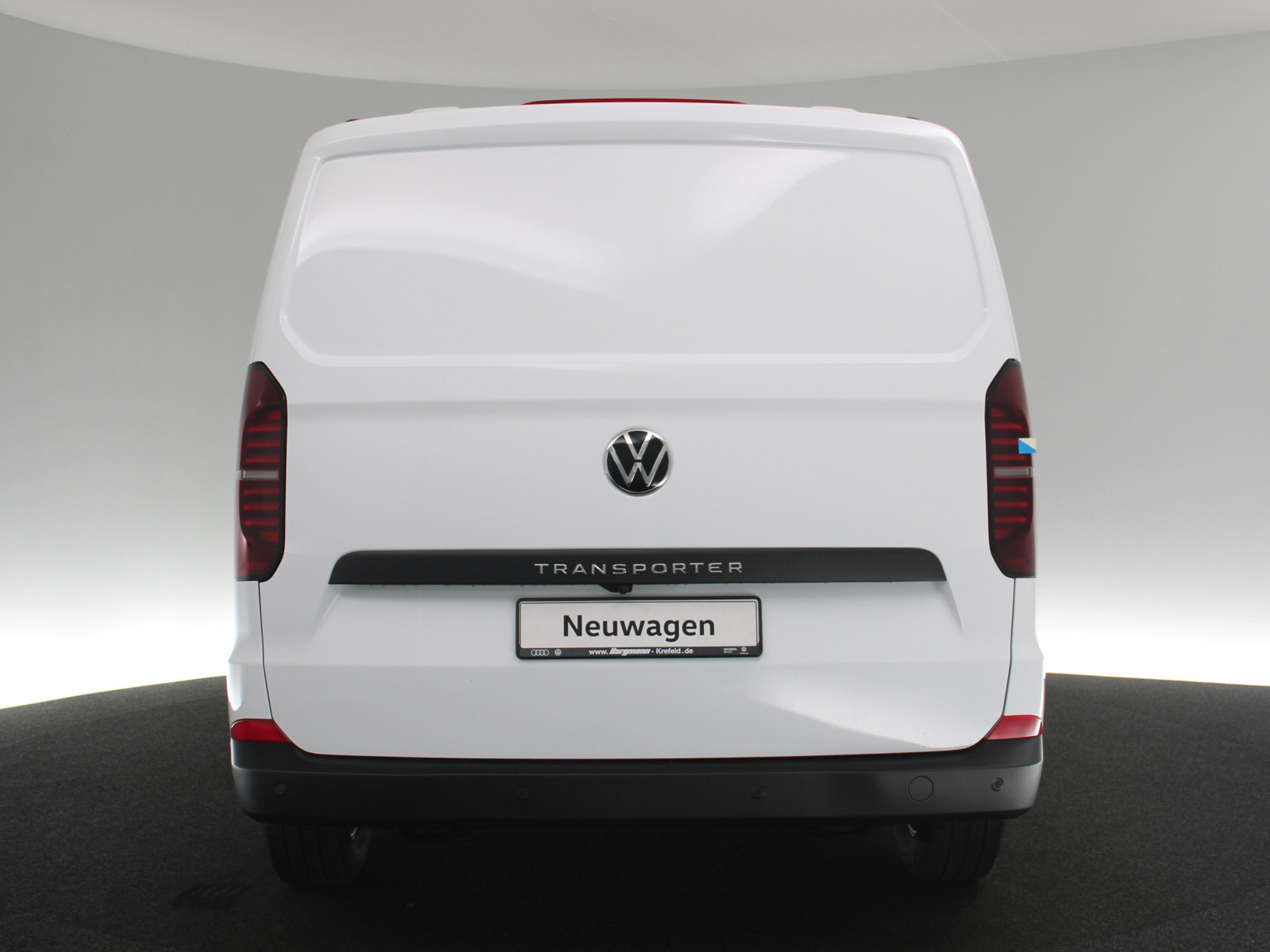 VW T7 Transporter Kasten Plus 2.0 TDI KR VW T7 Transporter Kasten Plus 2.0 TDI KR