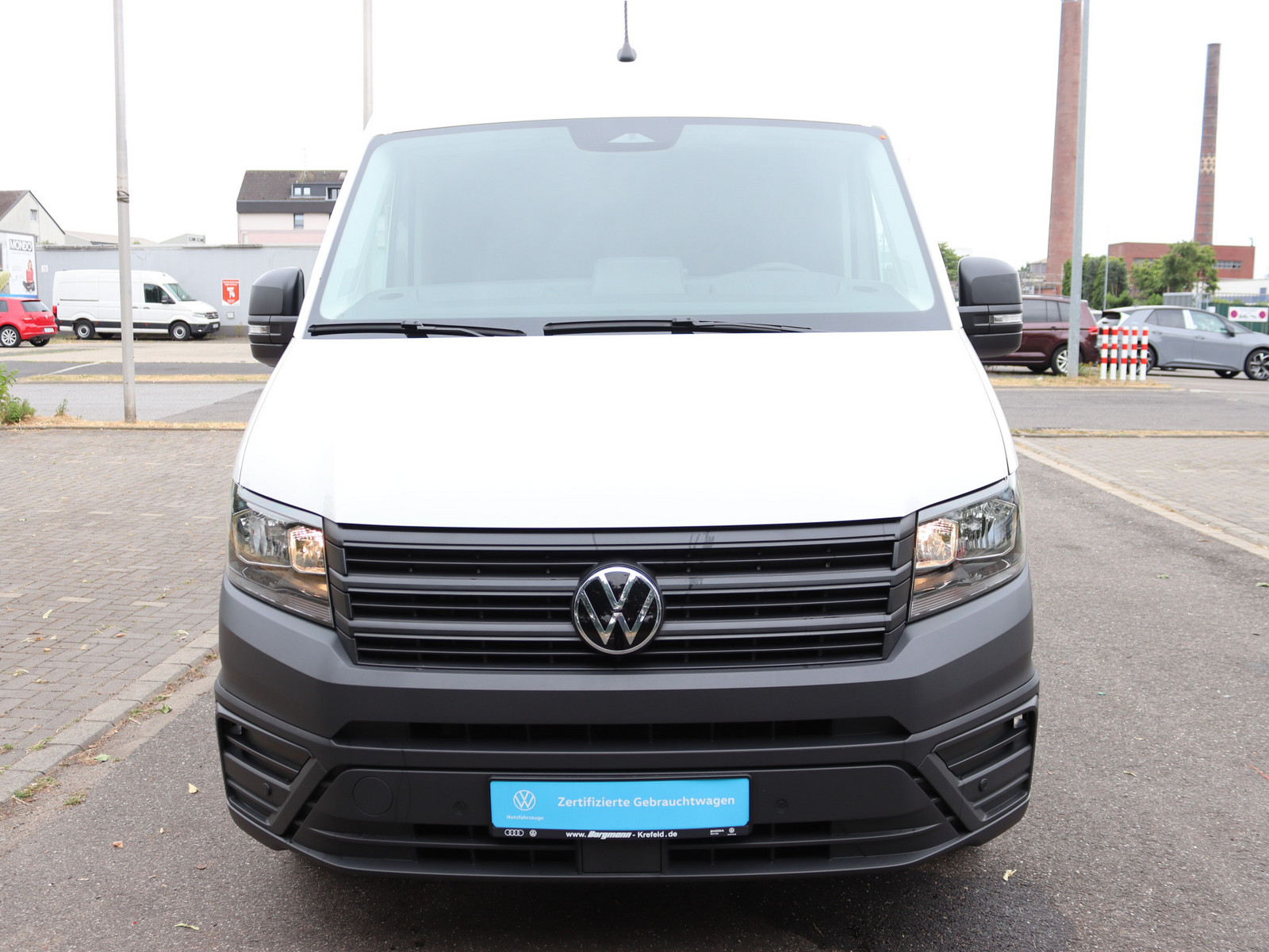 VW Crafter 35 2.0 TDI L2H2 FWD VW Crafter 35 2.0 TDI L2H2 FWD