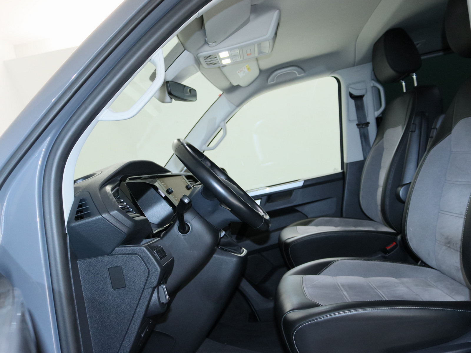 VW T6.1 Transporter Multivan 2.0 TDI Generation Six 4M VW T6.1 Transporter Multivan 2.0 TDI Generation Six 4M