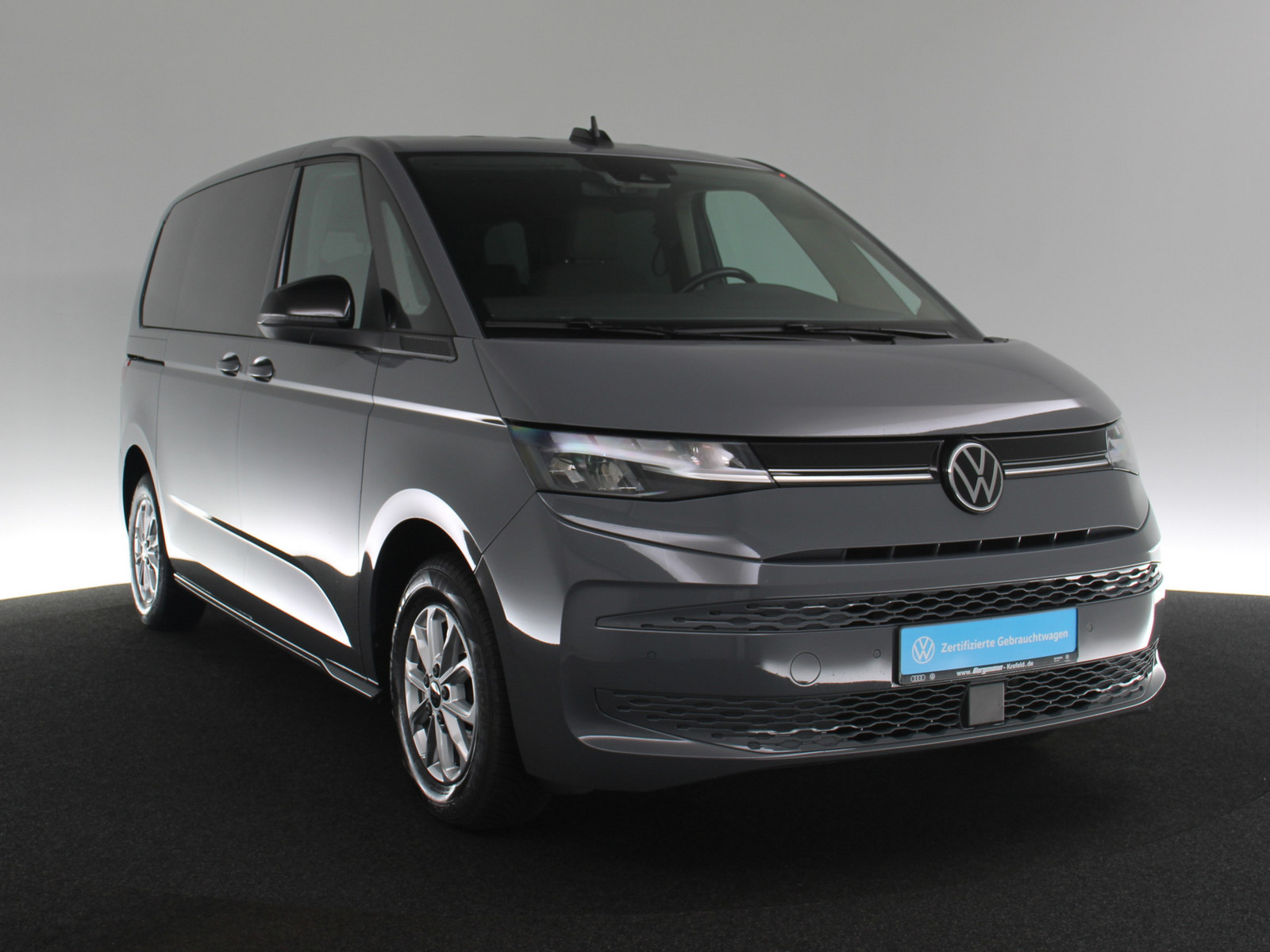 VW Multivan 2.0 TDI Life VW Multivan 2.0 TDI Life