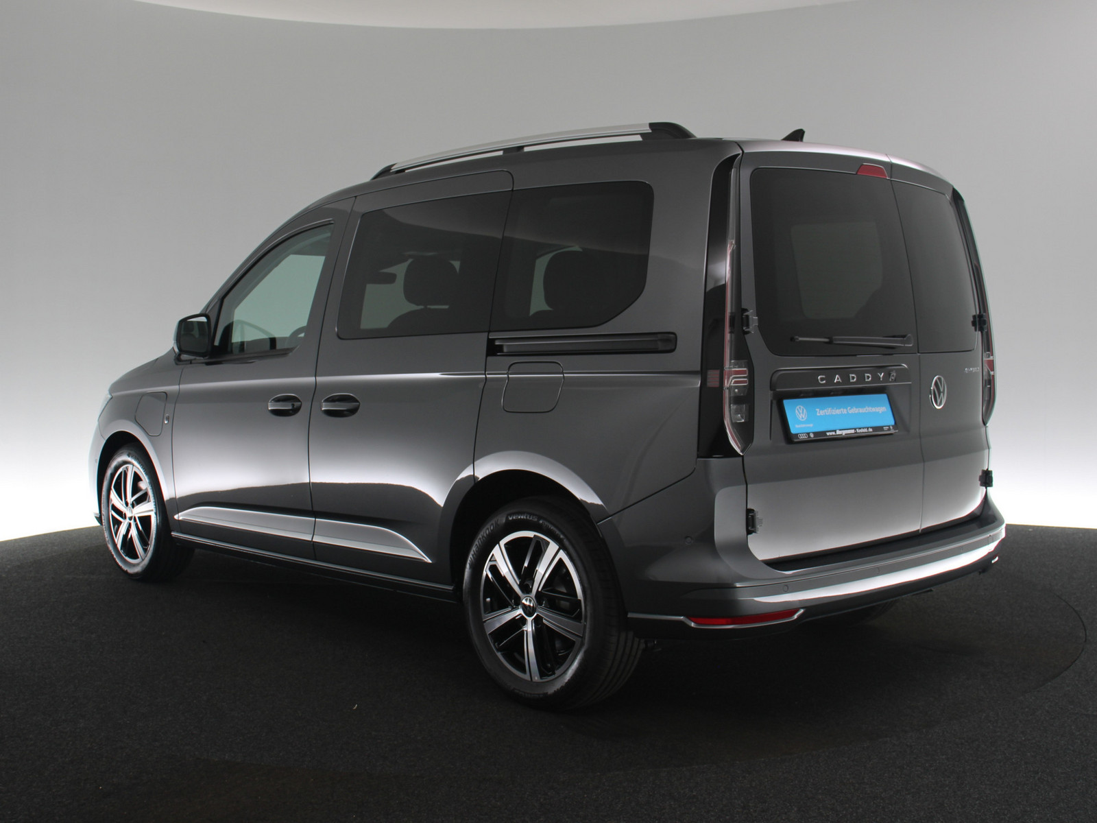 VW Caddy 1.5 TSI eHybrid Style VW Caddy 1.5 TSI eHybrid Style