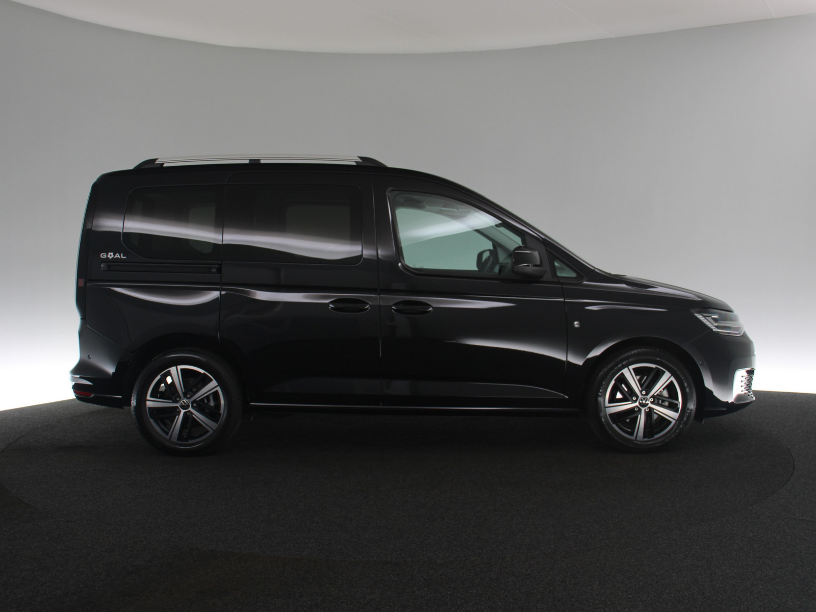 VW Caddy 1.5 TSI eHybrid Goal VW Caddy 1.5 TSI eHybrid Goal