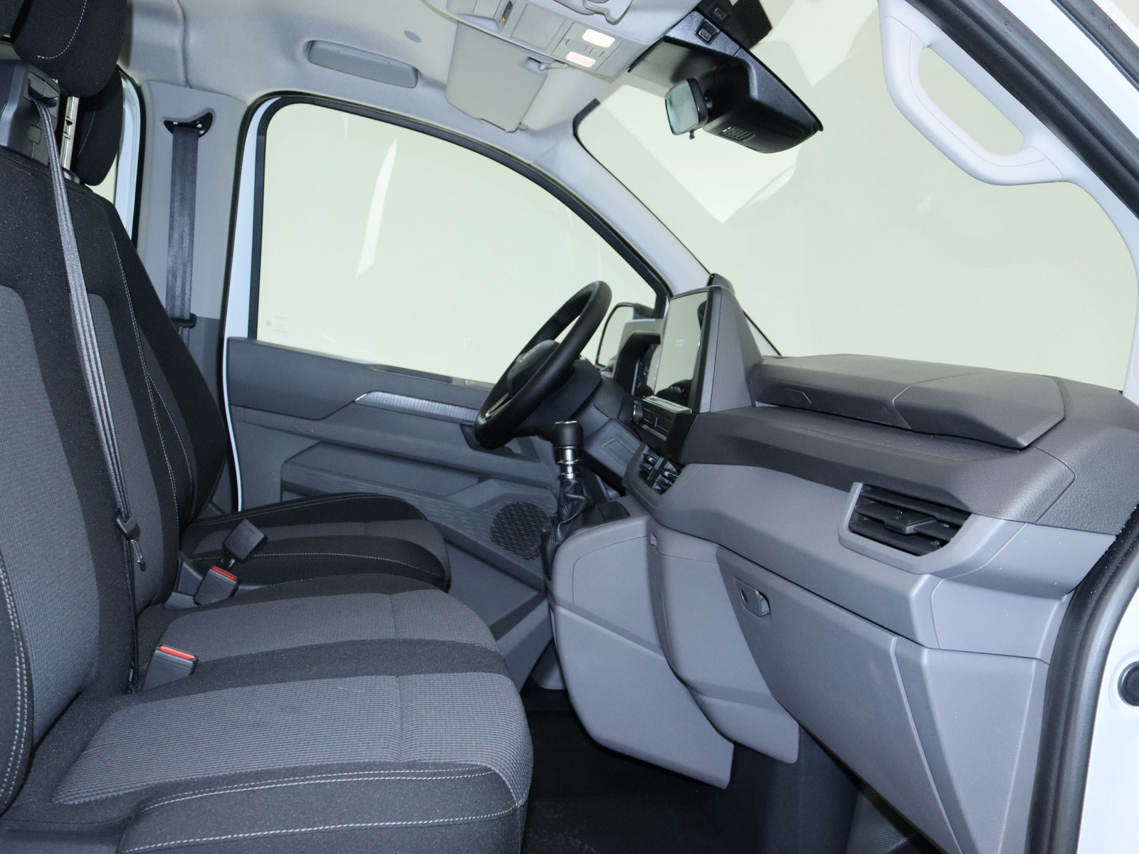 VW T7 Transporter 2.0 TDI Pritsche Doka LR VW T7 Transporter 2.0 TDI Pritsche Doka LR