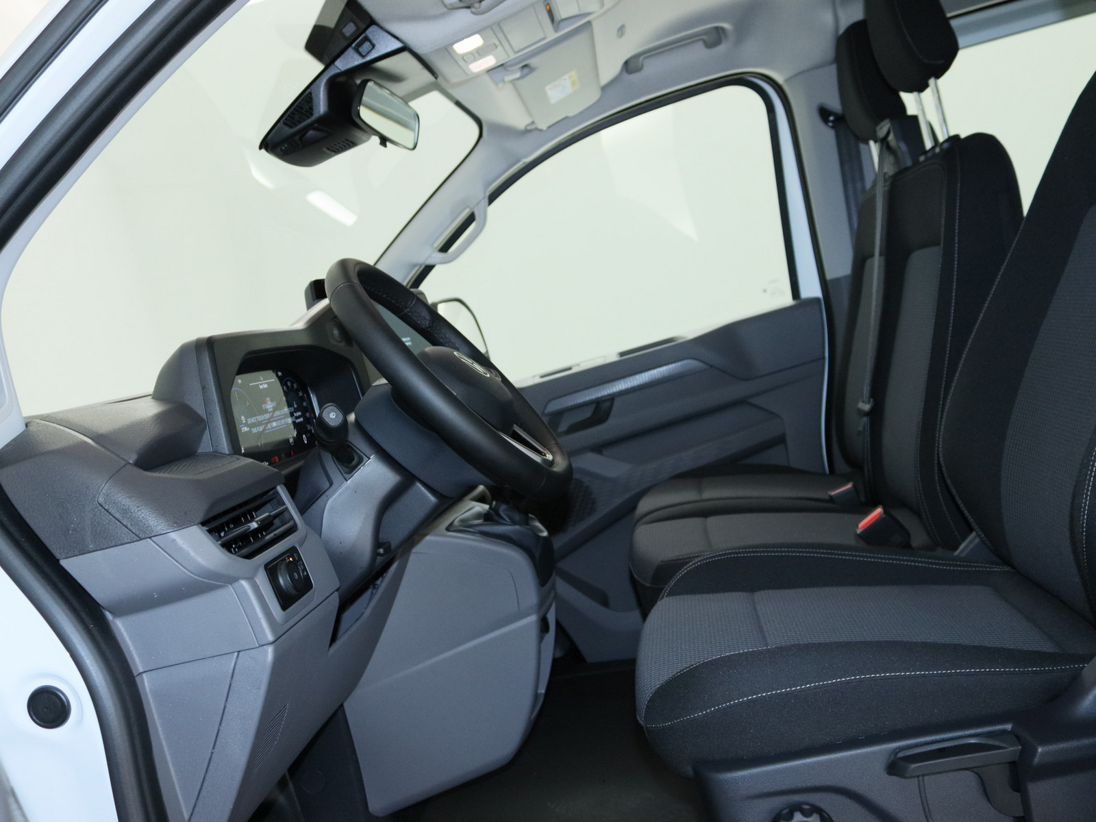 VW T7 Transporter 2.0 TDI Pritsche Doka LR VW T7 Transporter 2.0 TDI Pritsche Doka LR