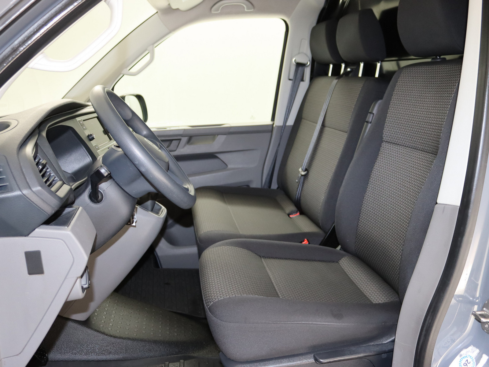 VW T6.1 Transporter Kasten 2.0 TDI FWD EcoProfi VW T6.1 Transporter Kasten 2.0 TDI FWD EcoProfi