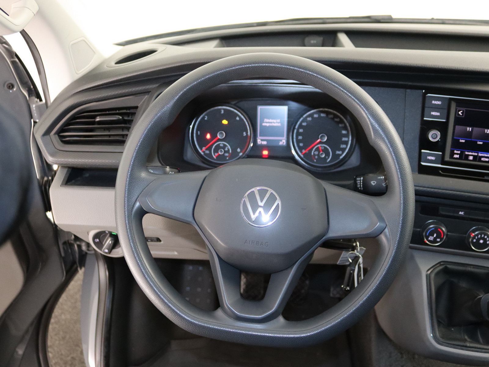 VW T6.1 Transporter Kasten 2.0 TDI FWD EcoProfi VW T6.1 Transporter Kasten 2.0 TDI FWD EcoProfi