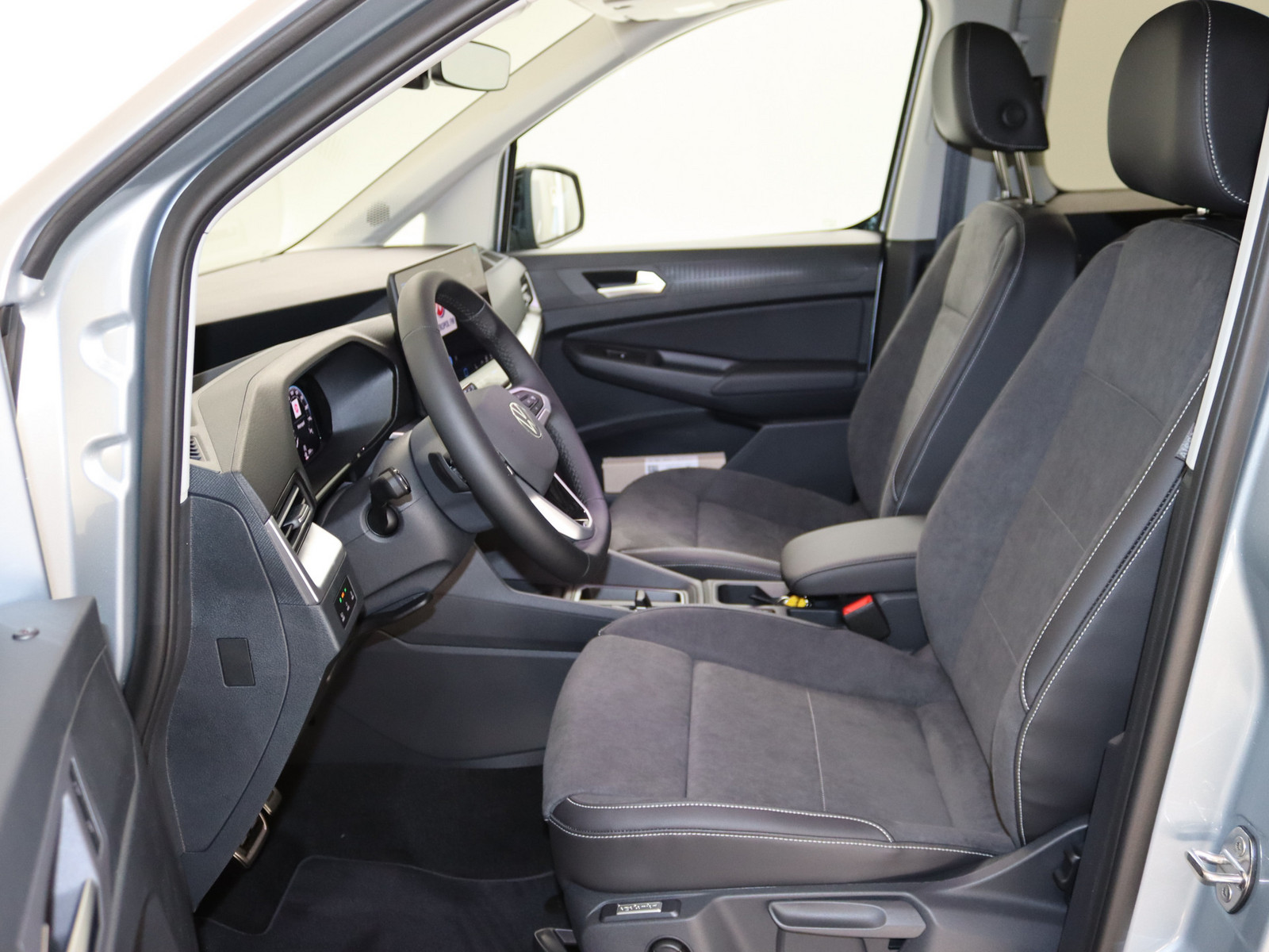 VW Caddy 2.0 TDI Style Maxi VW Caddy 2.0 TDI Style Maxi