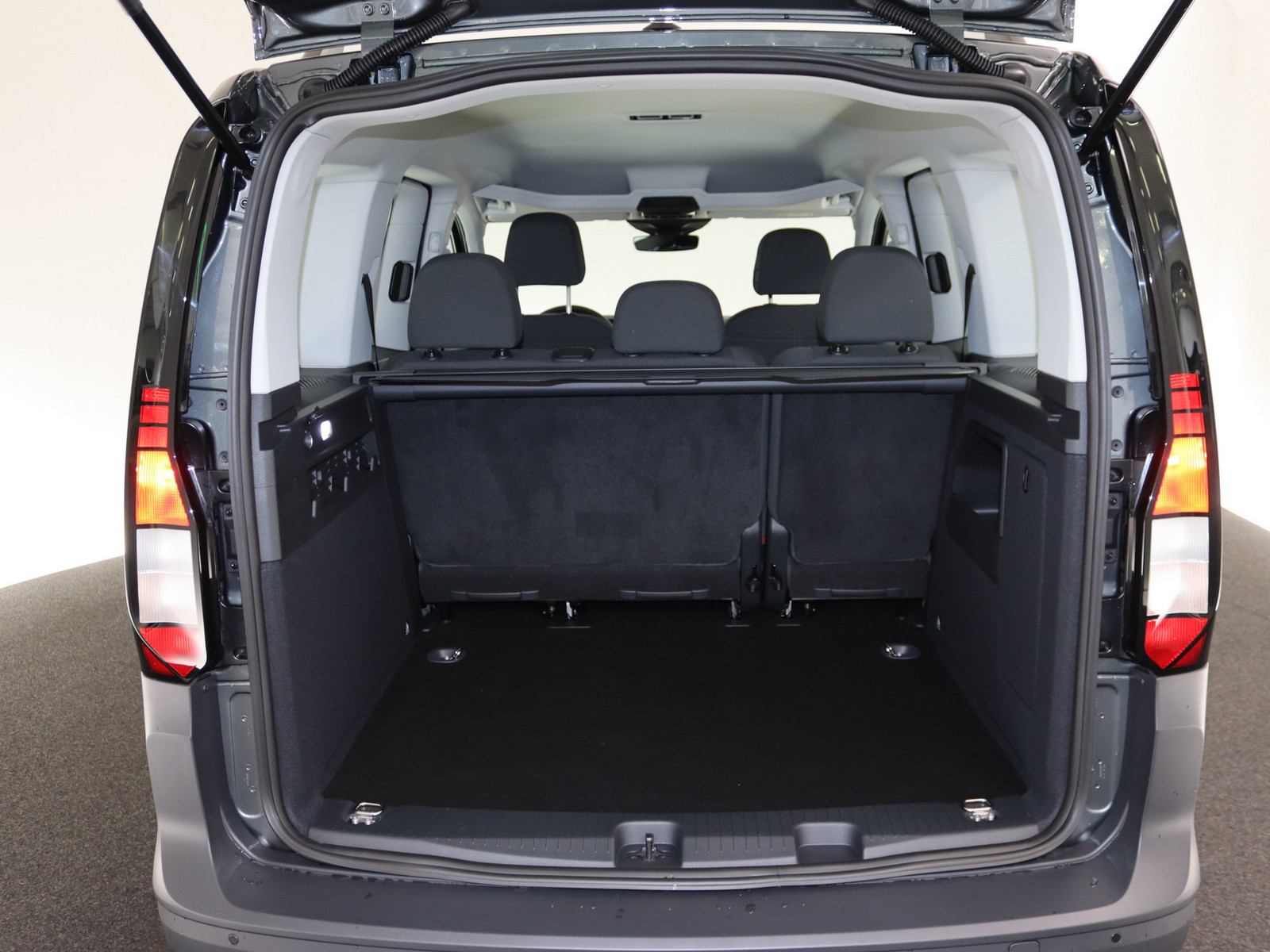 VW Caddy 2.0 TDI Generation VW Caddy 2.0 TDI Generation