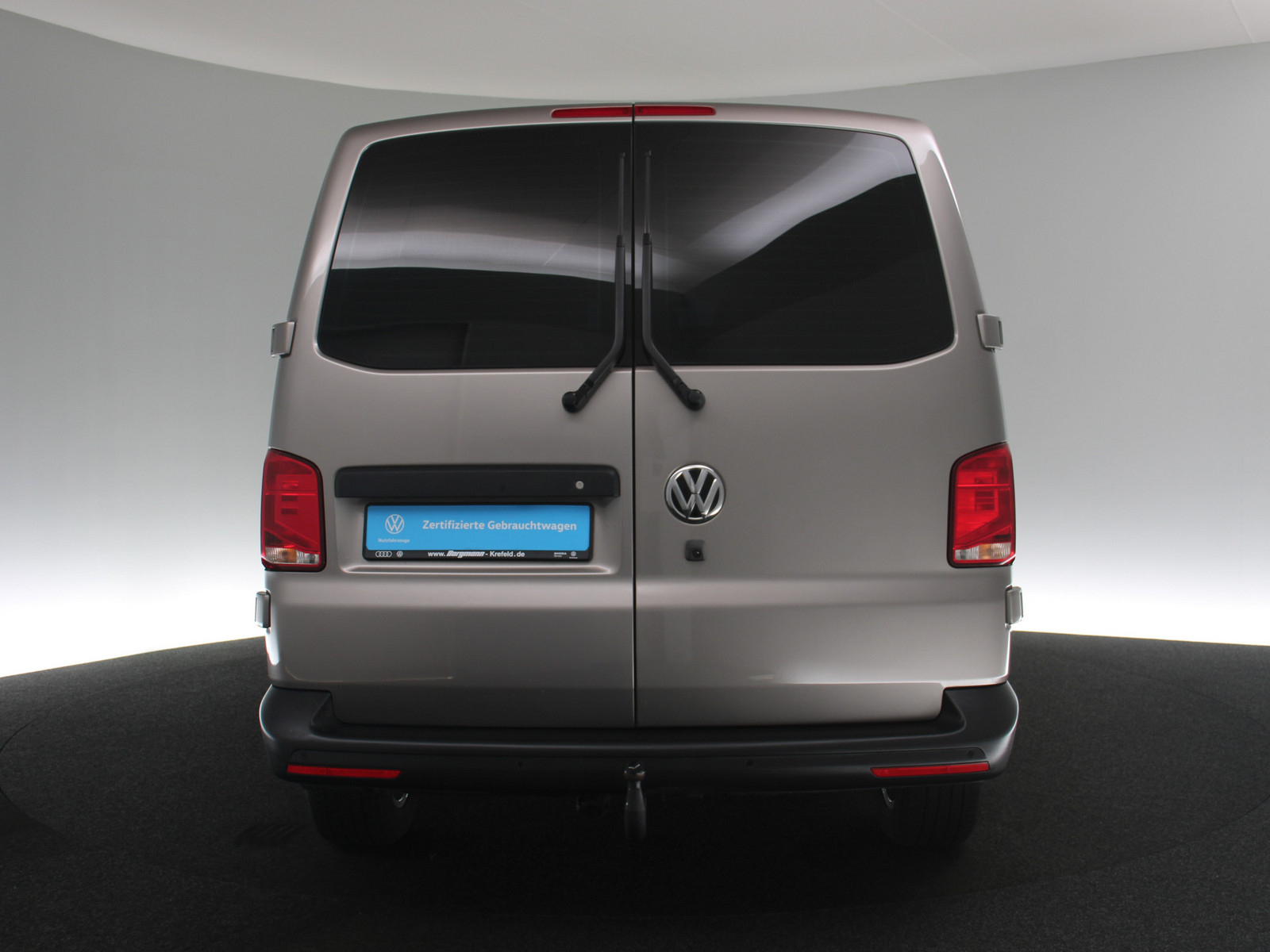 VW T6.1 Transporter Kasten 2.0 TDI PLUS 4M lang Trendline VW T6.1 Transporter Kasten 2.0 TDI PLUS 4M lang Trendline