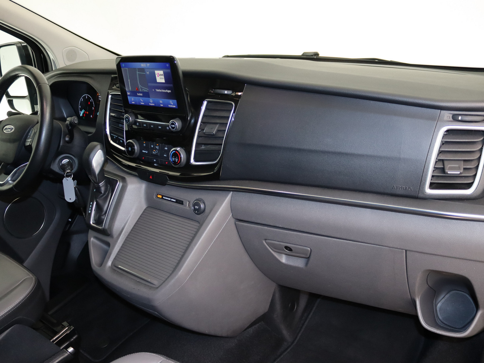 FORD Tourneo Custom 2.0 TDCi 310 L1 Tourneo FORD Tourneo Custom 2.0 TDCi 310 L1 Tourneo