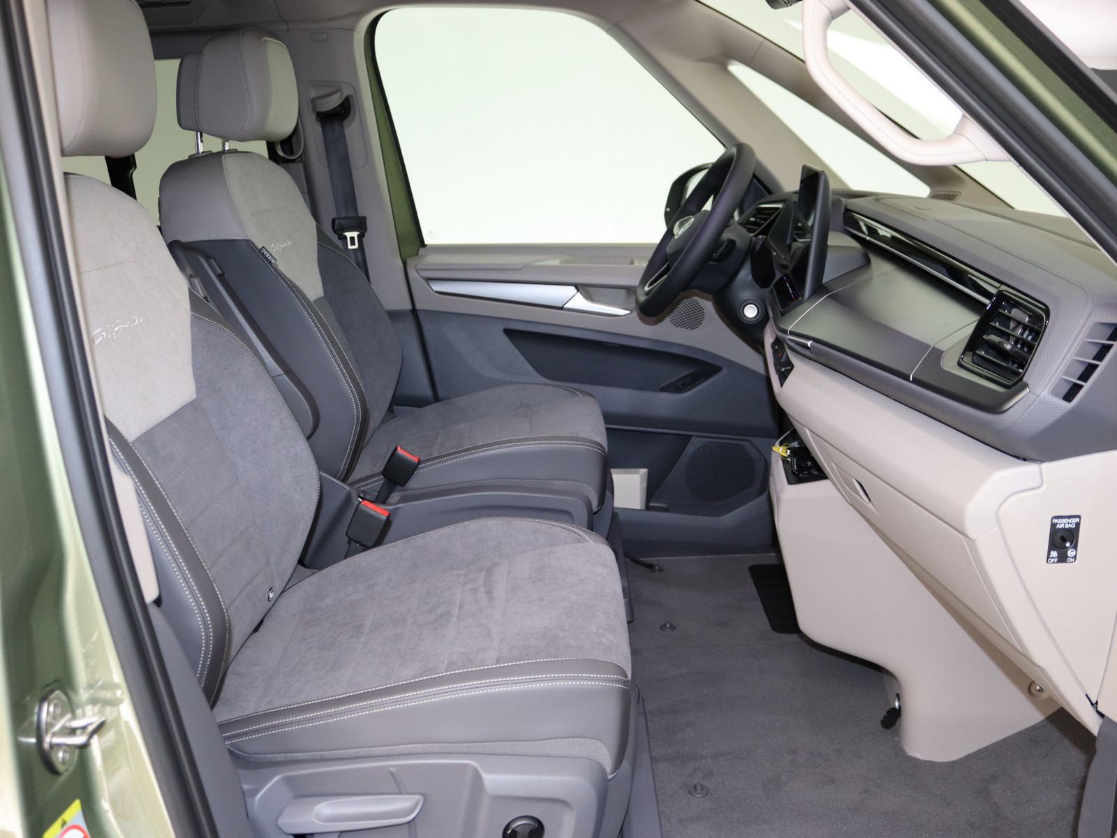 VW California Beach Camper 2.0 110 kW TDI LÜ VW California Beach Camper 2.0 110 kW TDI LÜ