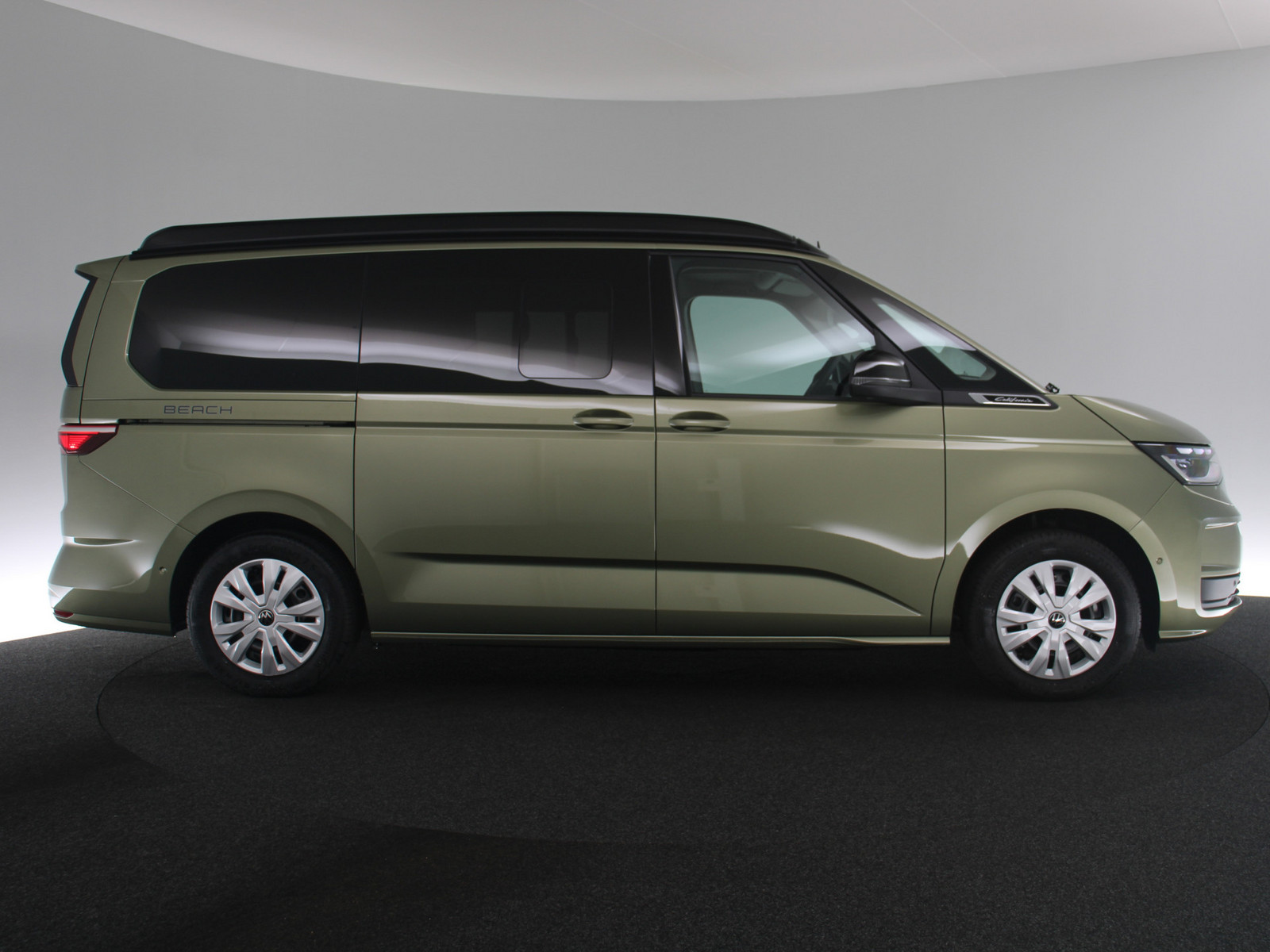 VW California Beach Camper 2.0 110 kW TDI LÜ VW California Beach Camper 2.0 110 kW TDI LÜ
