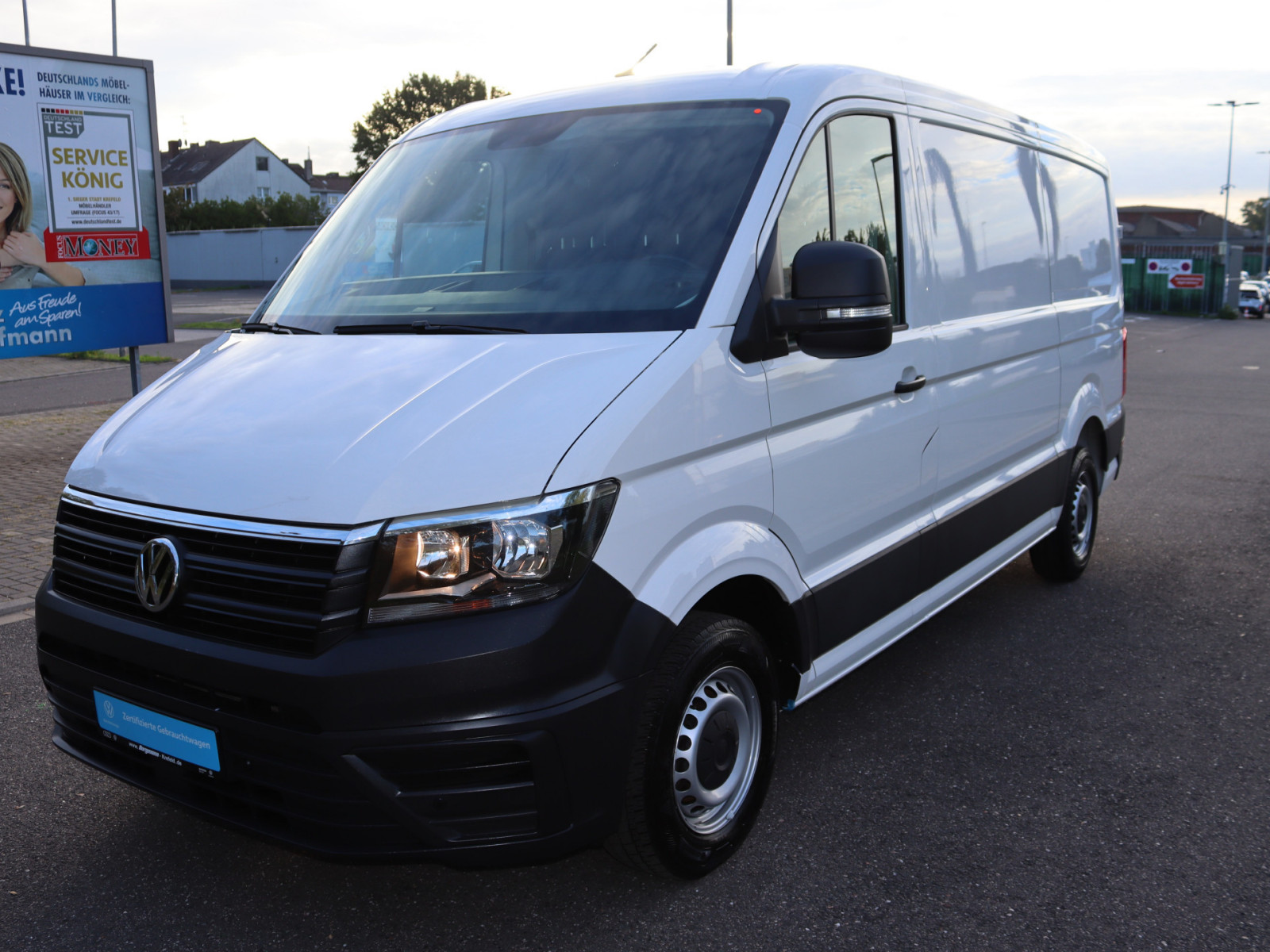 VW Crafter 35 2.0 TDI L2H1 FWD VW Crafter 35 2.0 TDI L2H1 FWD