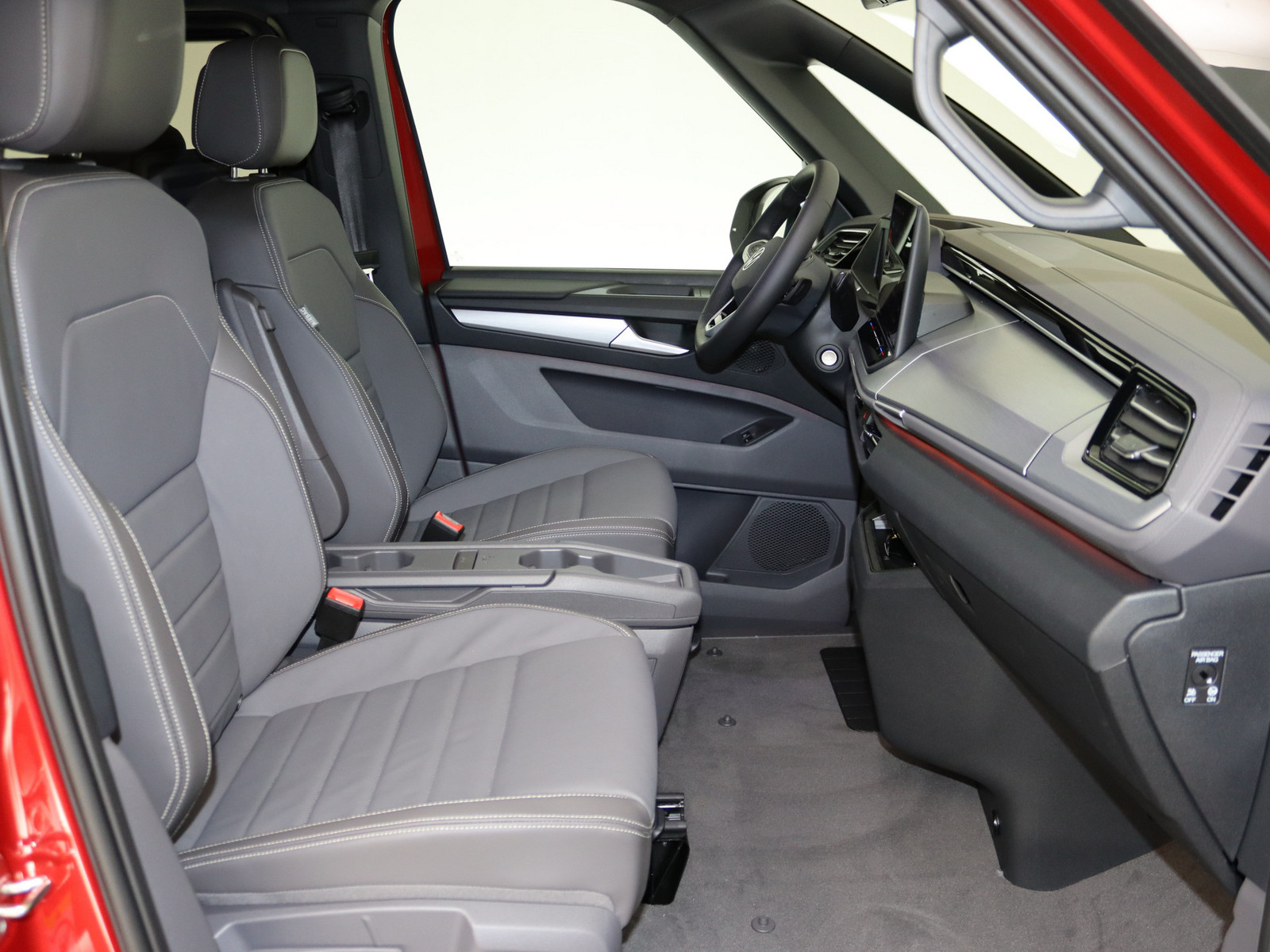 VW T7 Multivan Life 1,5 l 130 kW eHybrid VW T7 Multivan Life 1,5 l 130 kW eHybrid