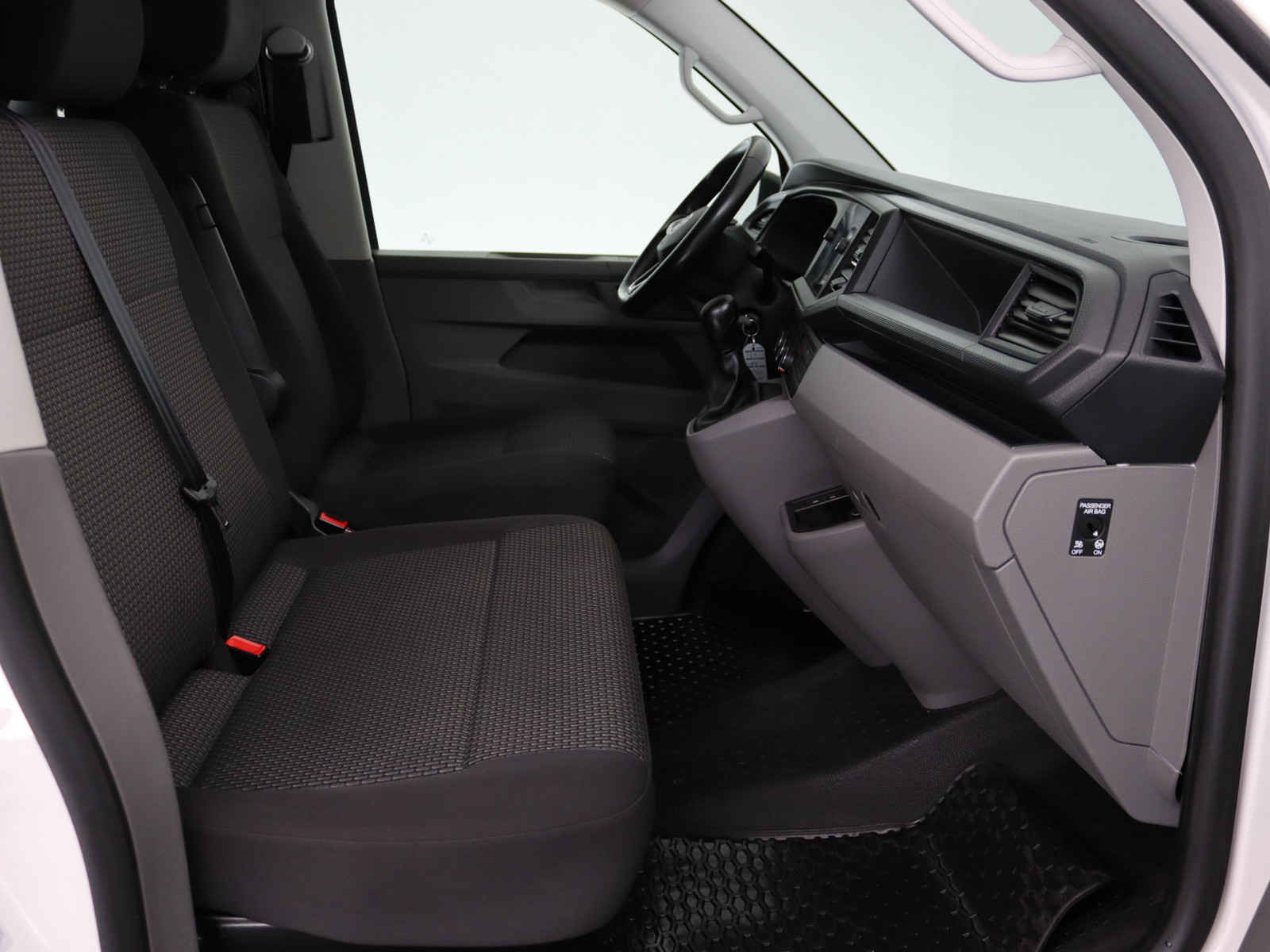 VW T6.1 Transporter Kasten 2.0 TDI FWD EcoProfi VW T6.1 Transporter Kasten 2.0 TDI FWD EcoProfi
