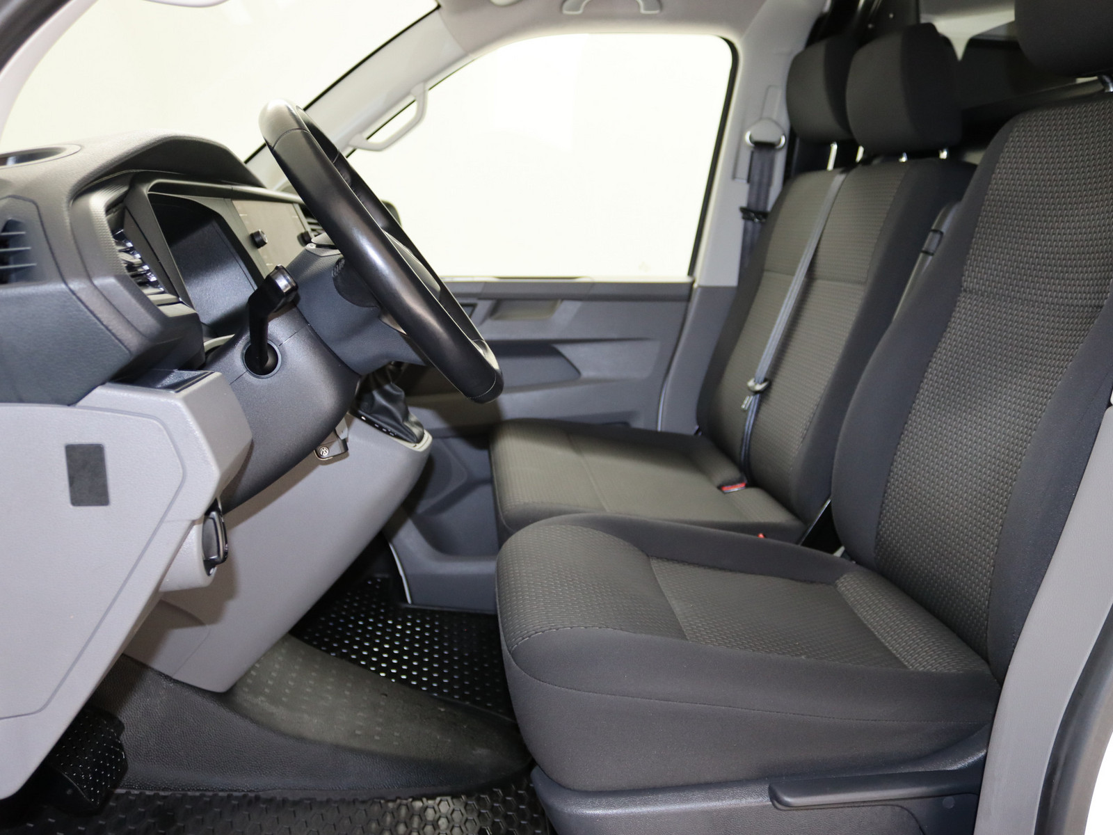 VW T6.1 Transporter Kasten 2.0 TDI FWD EcoProfi VW T6.1 Transporter Kasten 2.0 TDI FWD EcoProfi