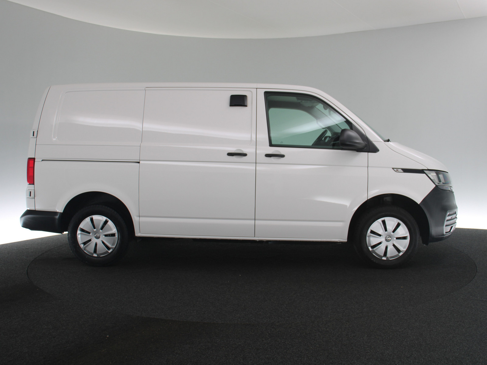 VW T6.1 Transporter Kasten 2.0 TDI FWD EcoProfi VW T6.1 Transporter Kasten 2.0 TDI FWD EcoProfi